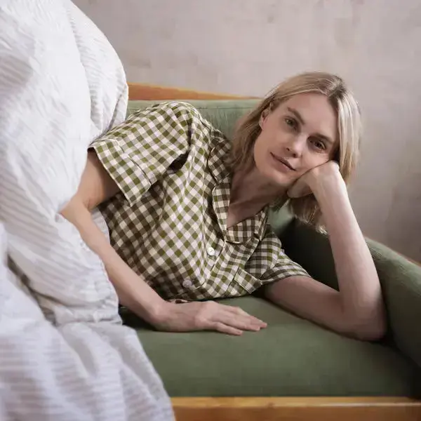Berry Gingham Gingham Linen Blend Women's Pyjama Short Set - Image 11