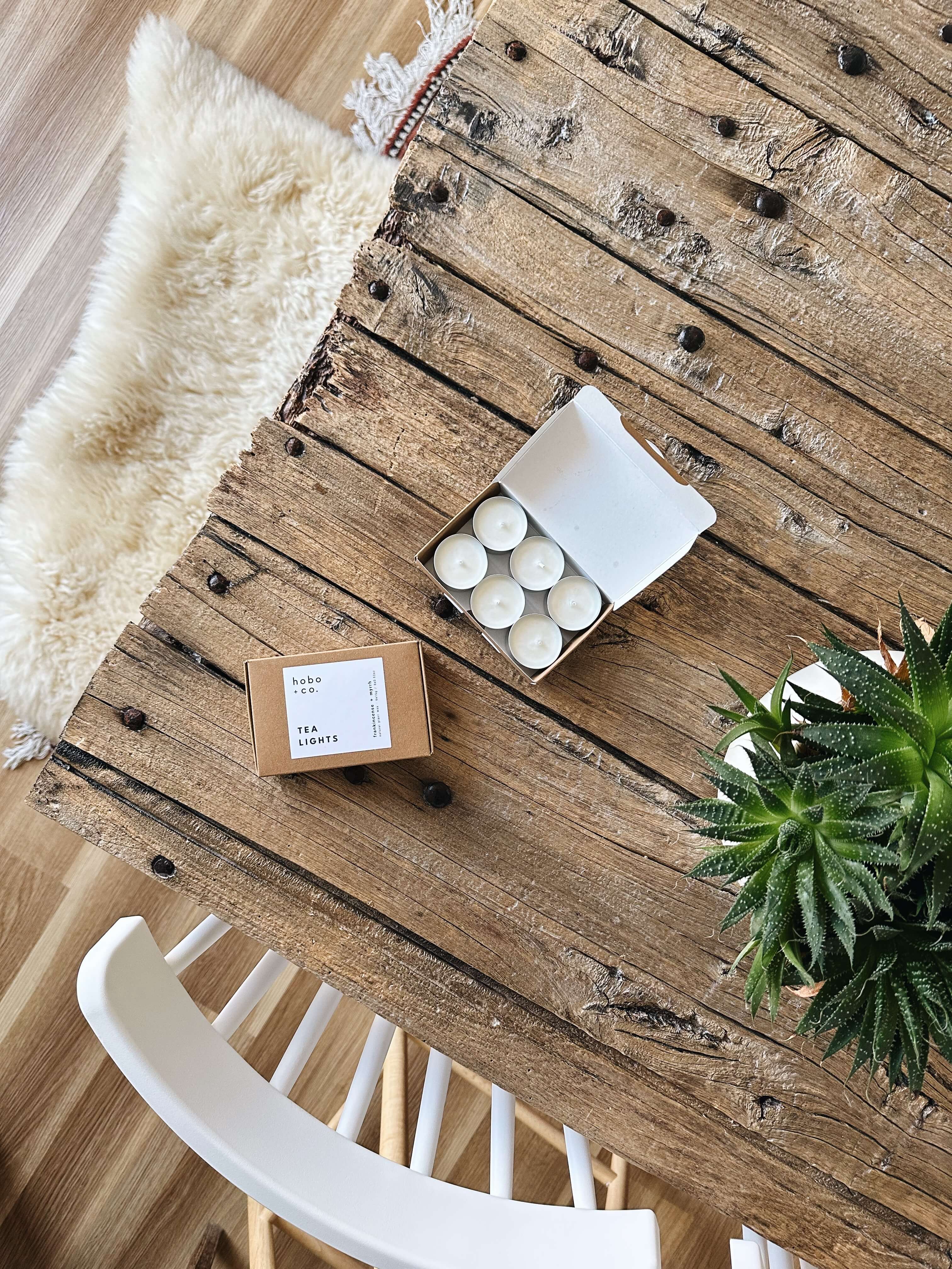 Christmas Frankincense + Myrrh Tealights x 6 Gift Box - Image 3