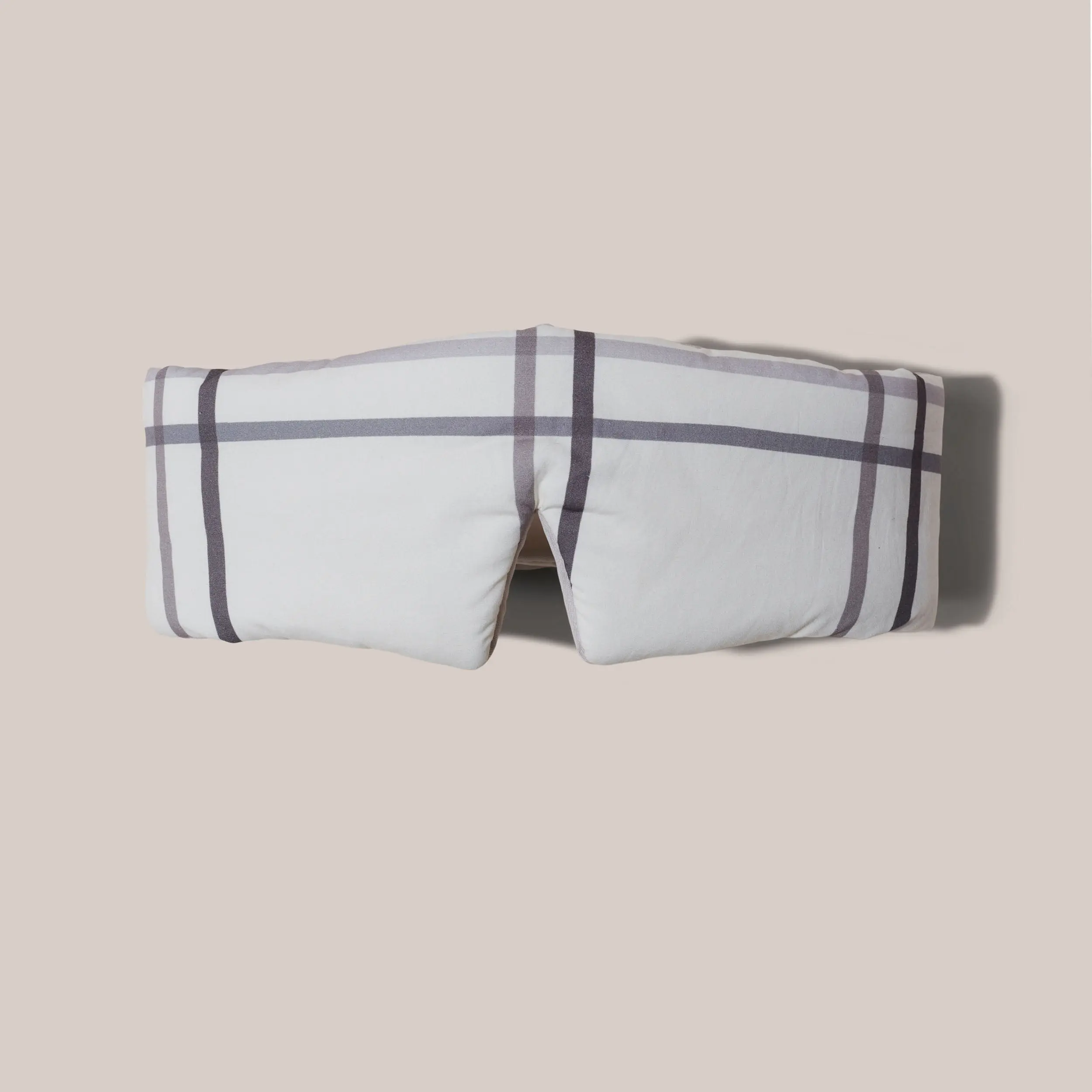 Silver Linings Noise Muffling Eye Mask - Image 2