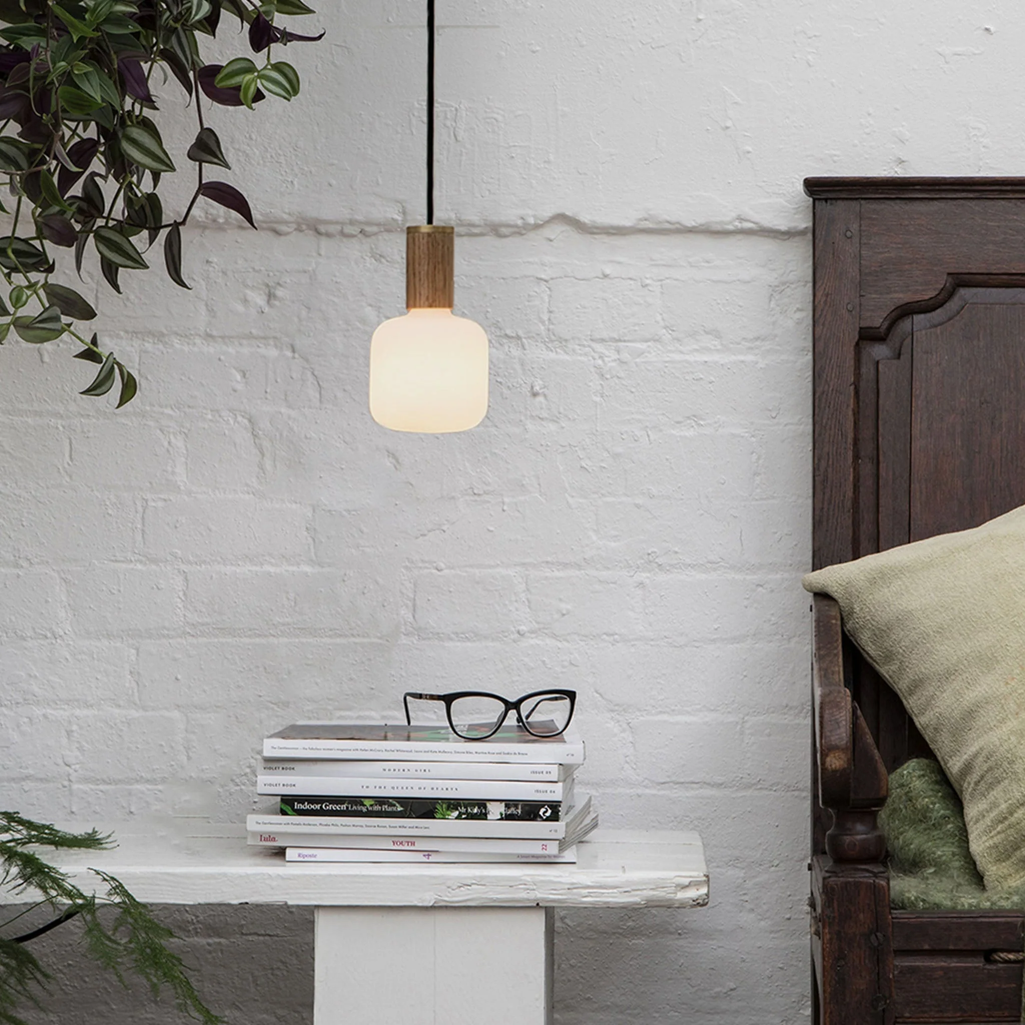 Oblo Pendant Light in Brass - Image 2
