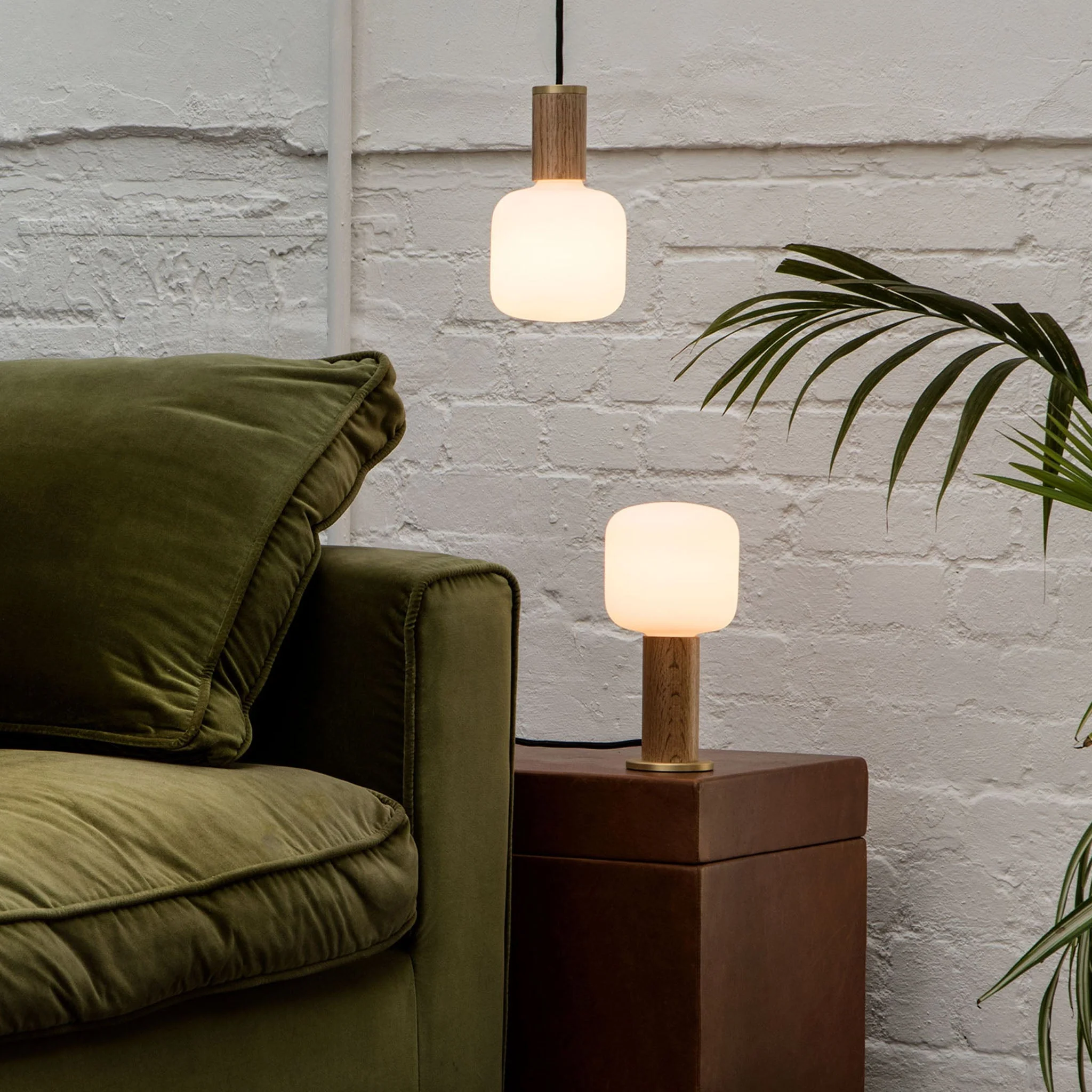 Oblo Pendant Light in Brass - Image 3