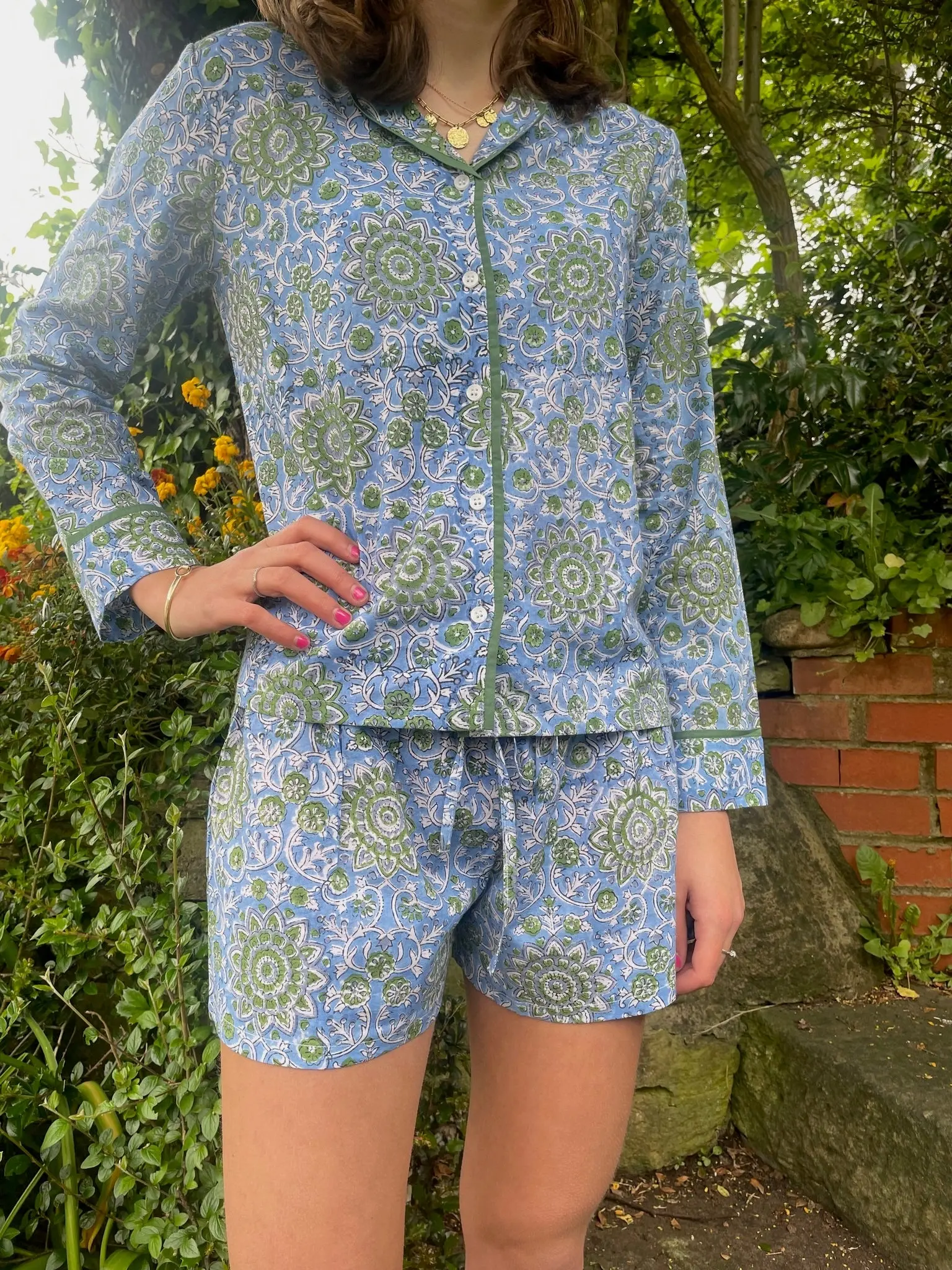 Olive Sky Women's Pyjama Short Set - Image 4