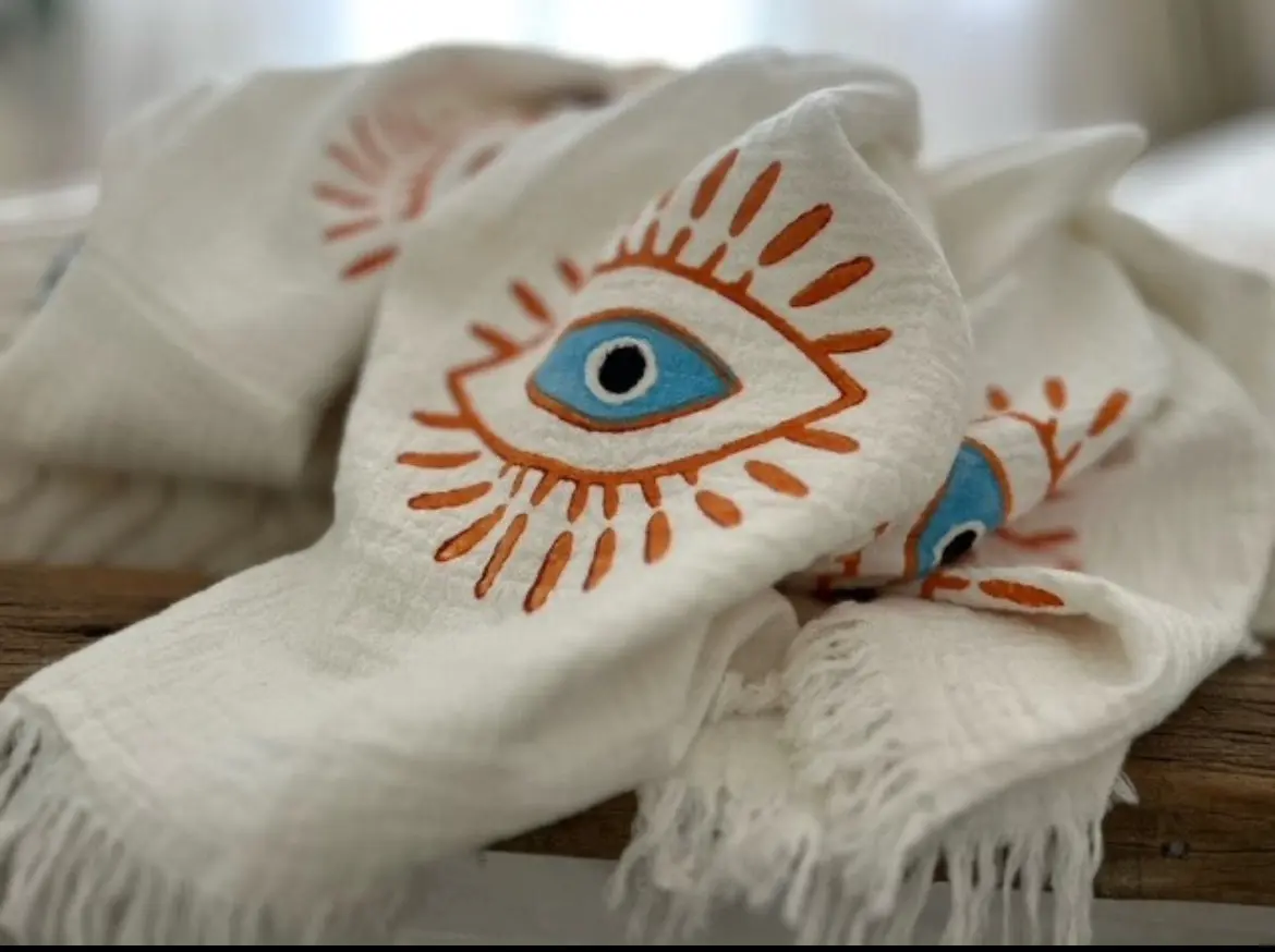 Organic Kimono in White with Orange & Blue Eye: Short - Image 4