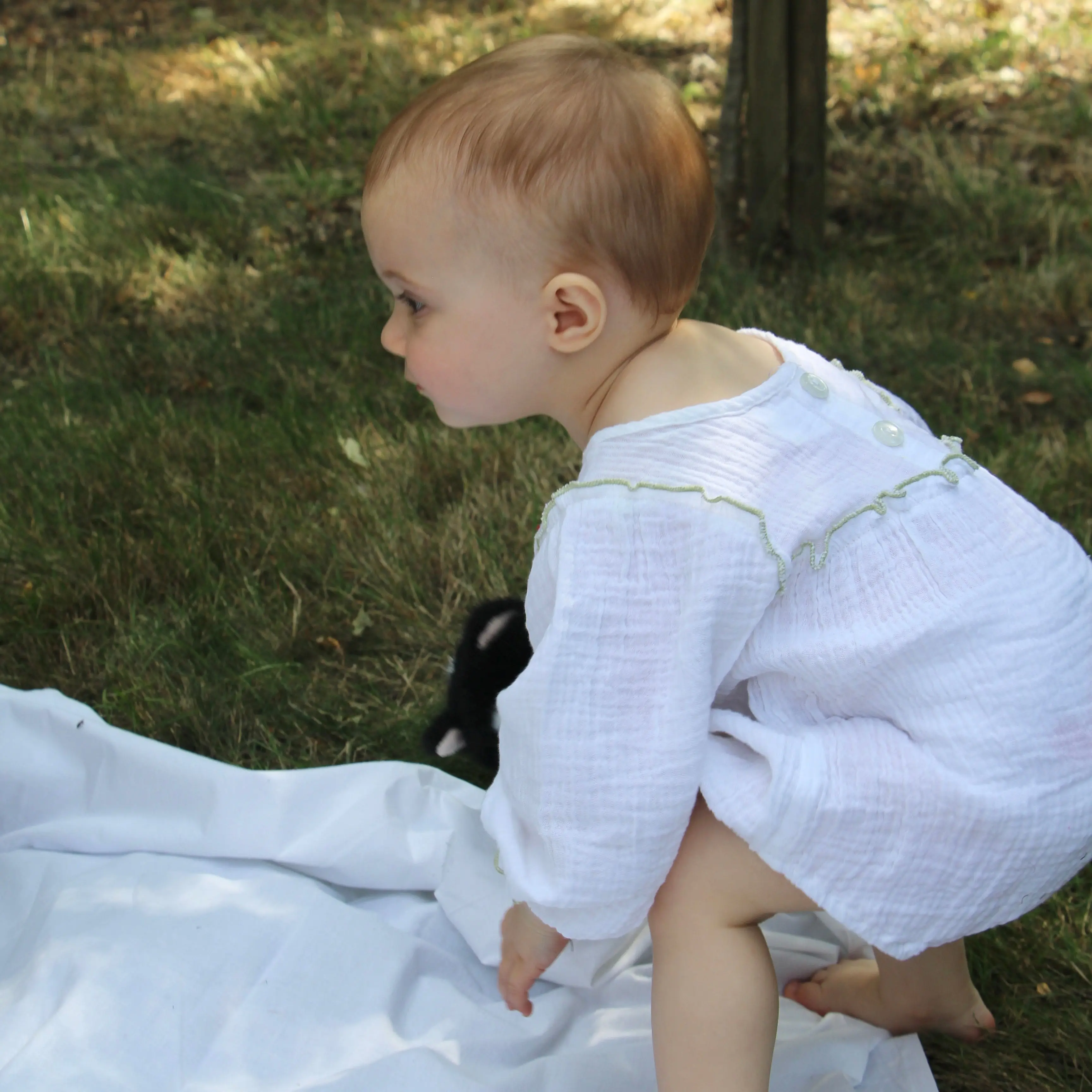 Organic Muslin - Green Ruffle Romper - Image 4