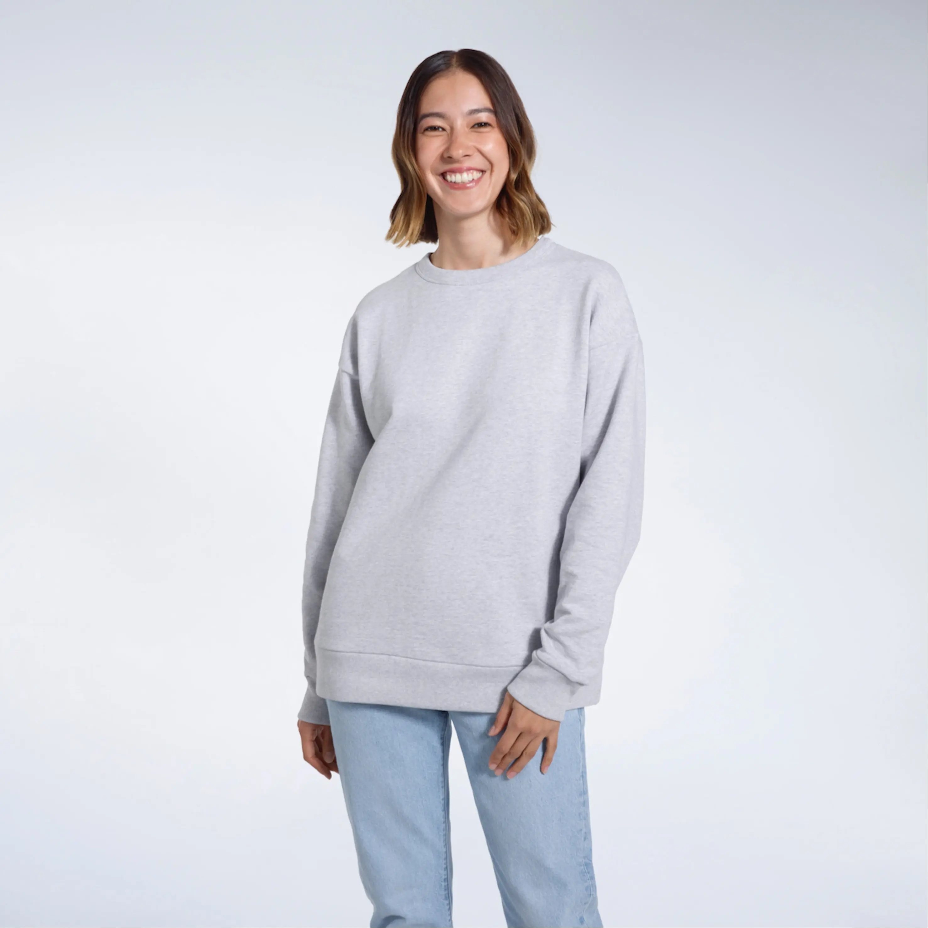Oversized Women's Organic Sweatshirt - Image 10