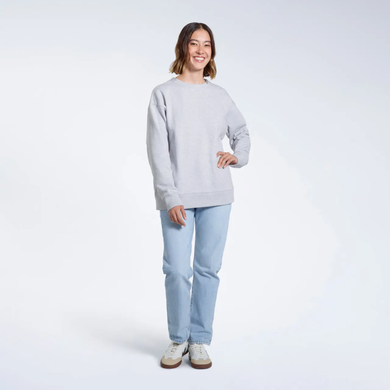 Oversized Women's Organic Sweatshirt - Image 11