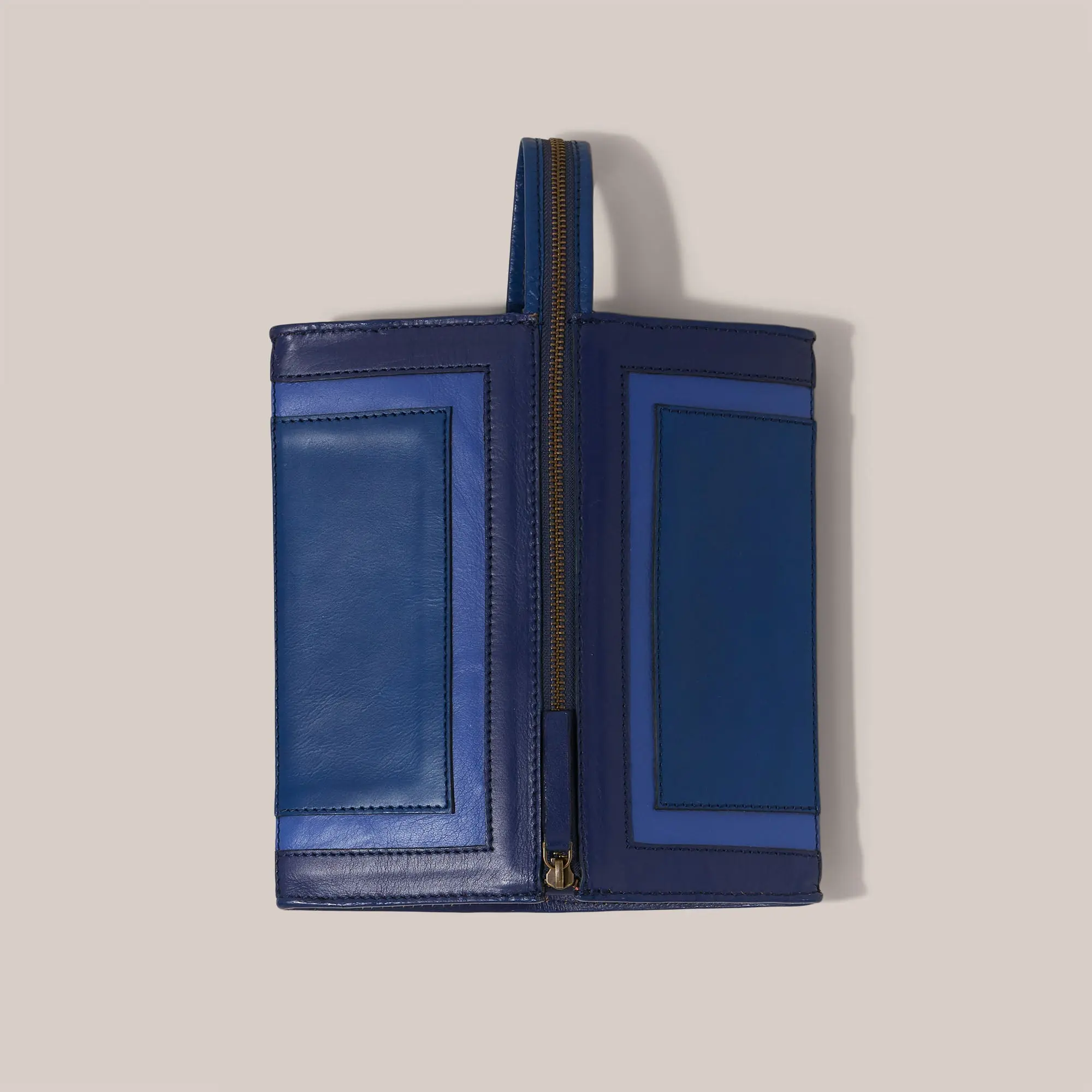 Pill Pop Travel Bag Navy - Image 3