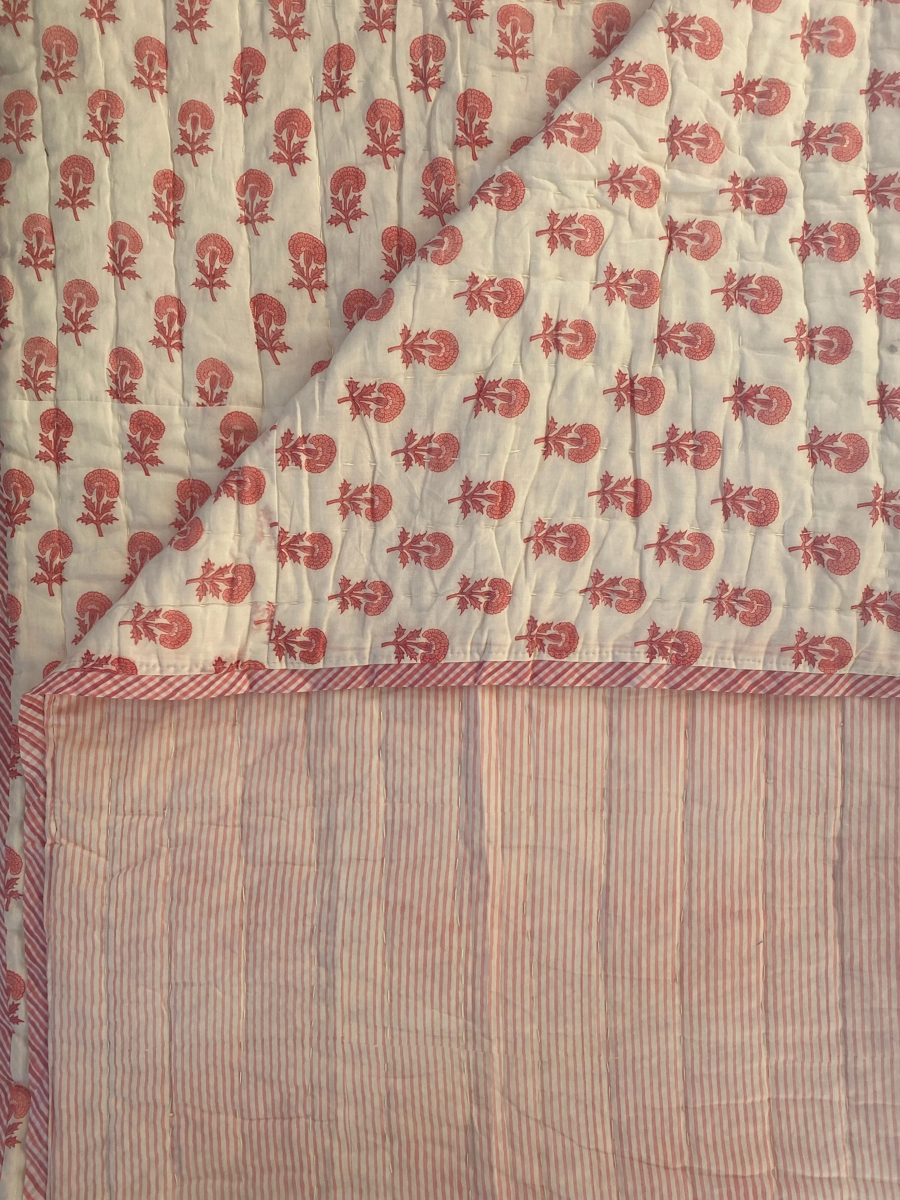 Pink Butti and Stripe Bed Quilt - Image 2