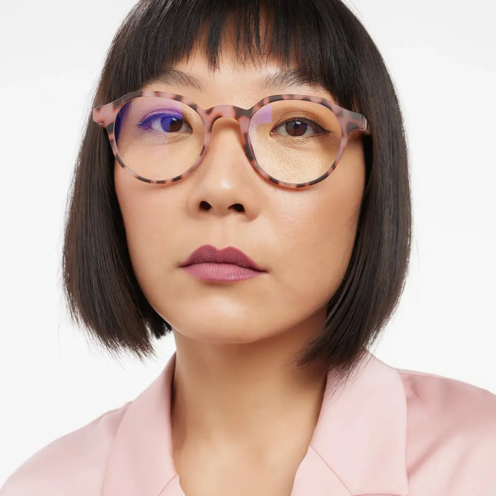 Pink Tortoise Chamberí Glasses - Image 2