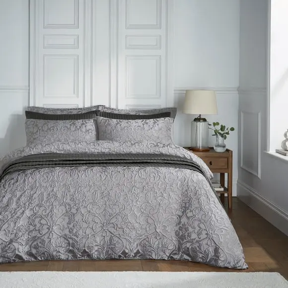 Presley Damask Jacquard Duvet Cover and Pillowcase Set