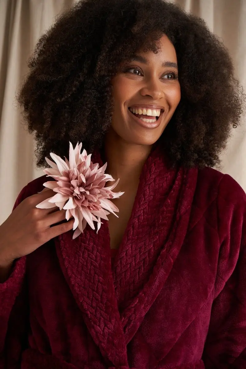 Bordeaux Quilted Velour Robe - Image 5