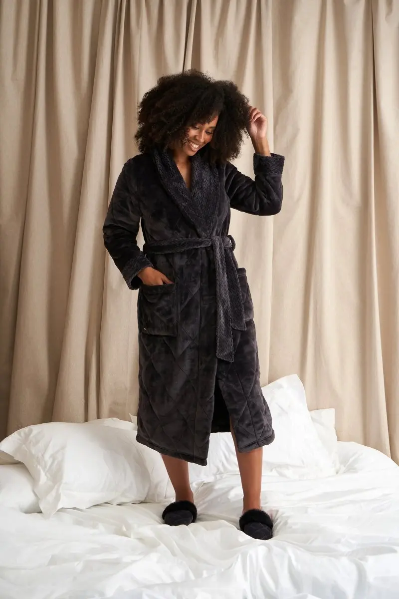 Raven Quilted Velour Robe