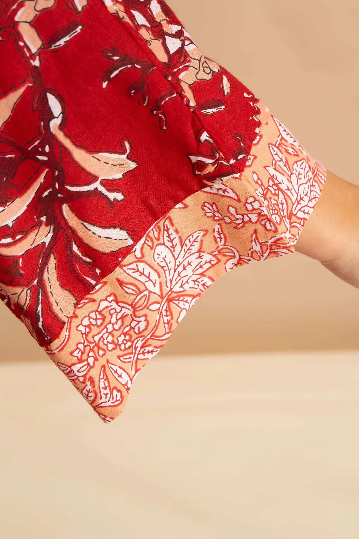 Red Rubra Women's Cotton Kimono - Image 2