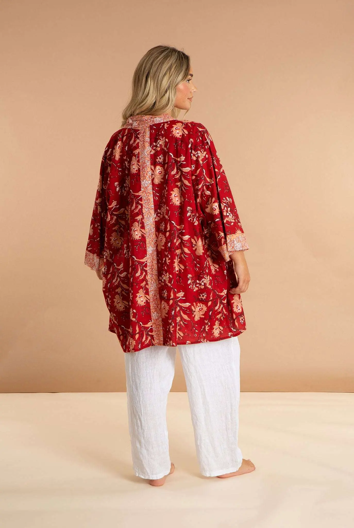 Red Rubra Women's Cotton Kimono - Image 3