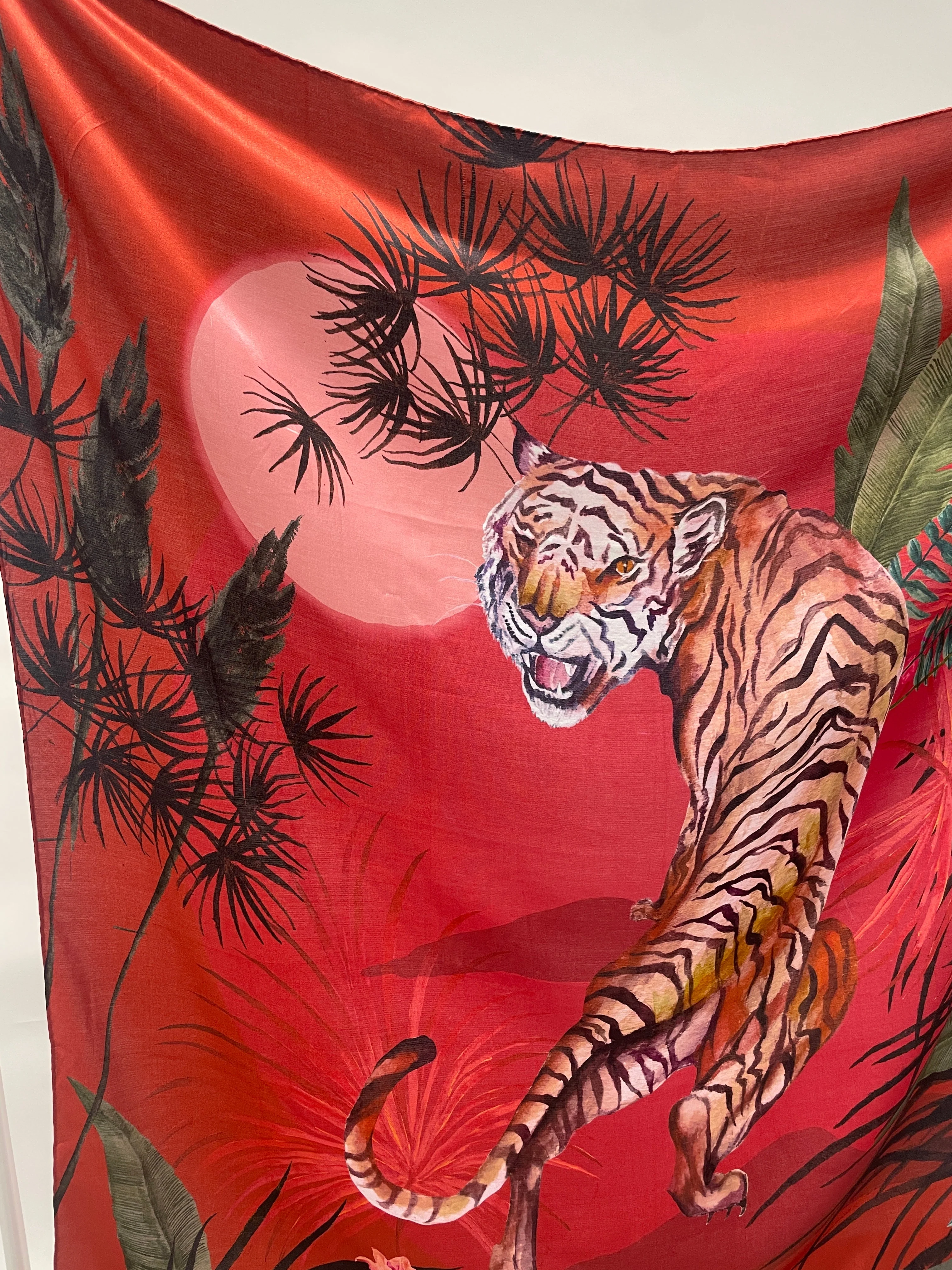 Red tiger print large silk scarf - Image 3