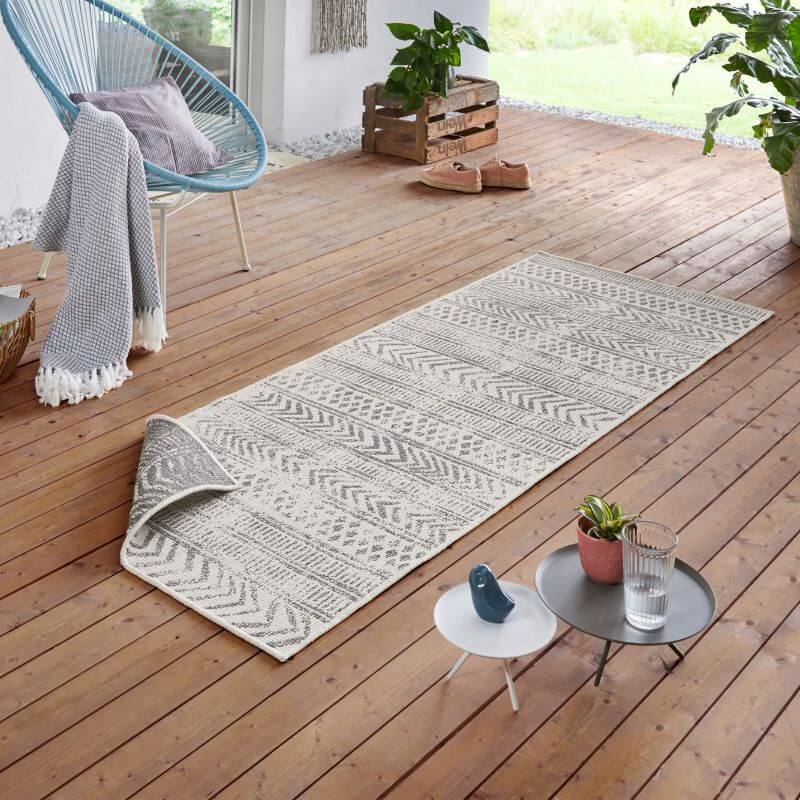 Reversible Geometric Indoor-Outdoor Flatweave Rug - Image 14