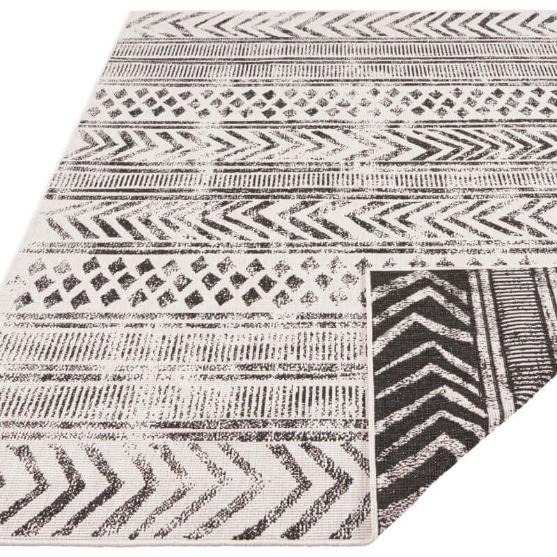 Reversible Geometric Indoor-Outdoor Flatweave Rug - Image 26