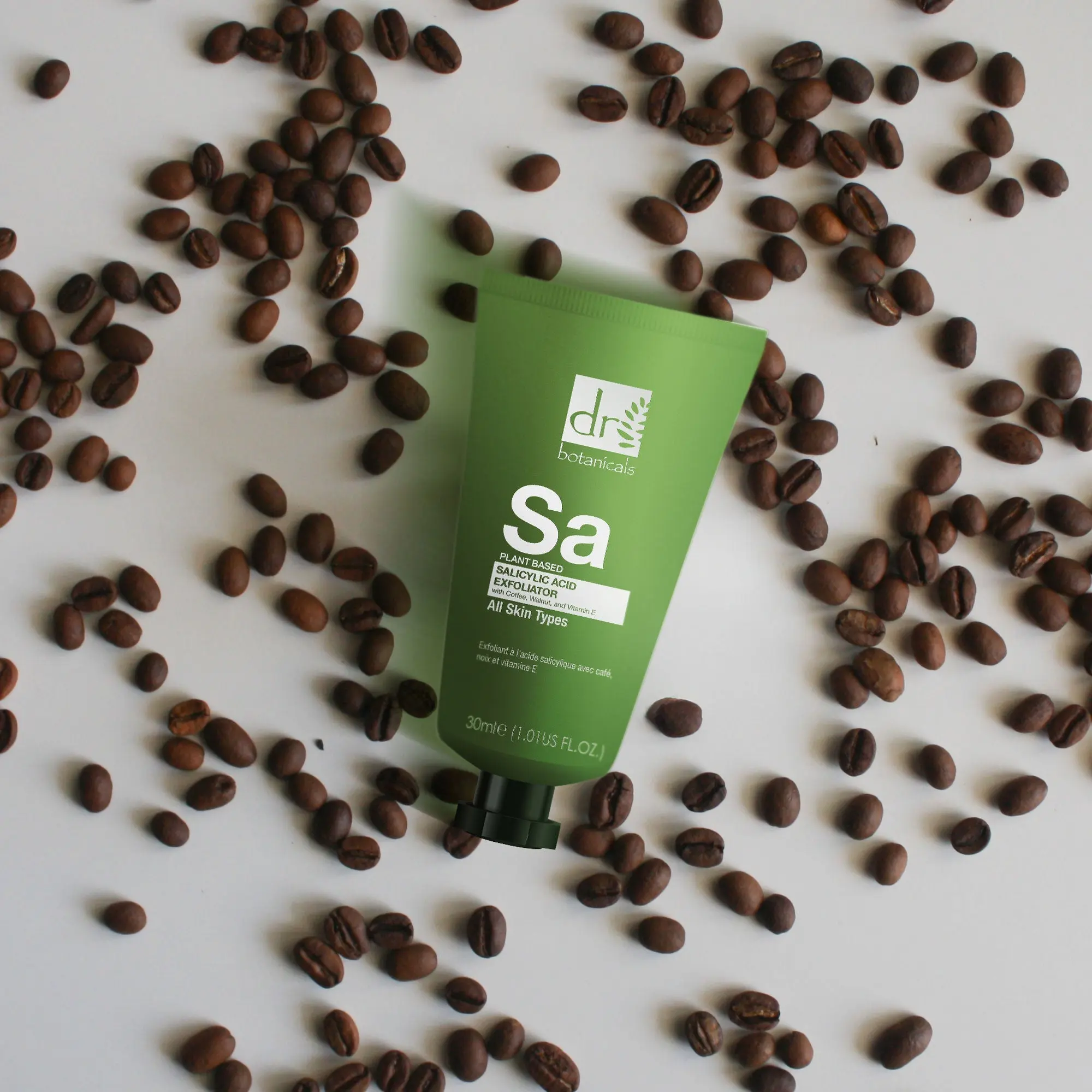 Salicylic Acid Exfoliator with Coffee, Walnut & Vitamin E 30ml - Image 4