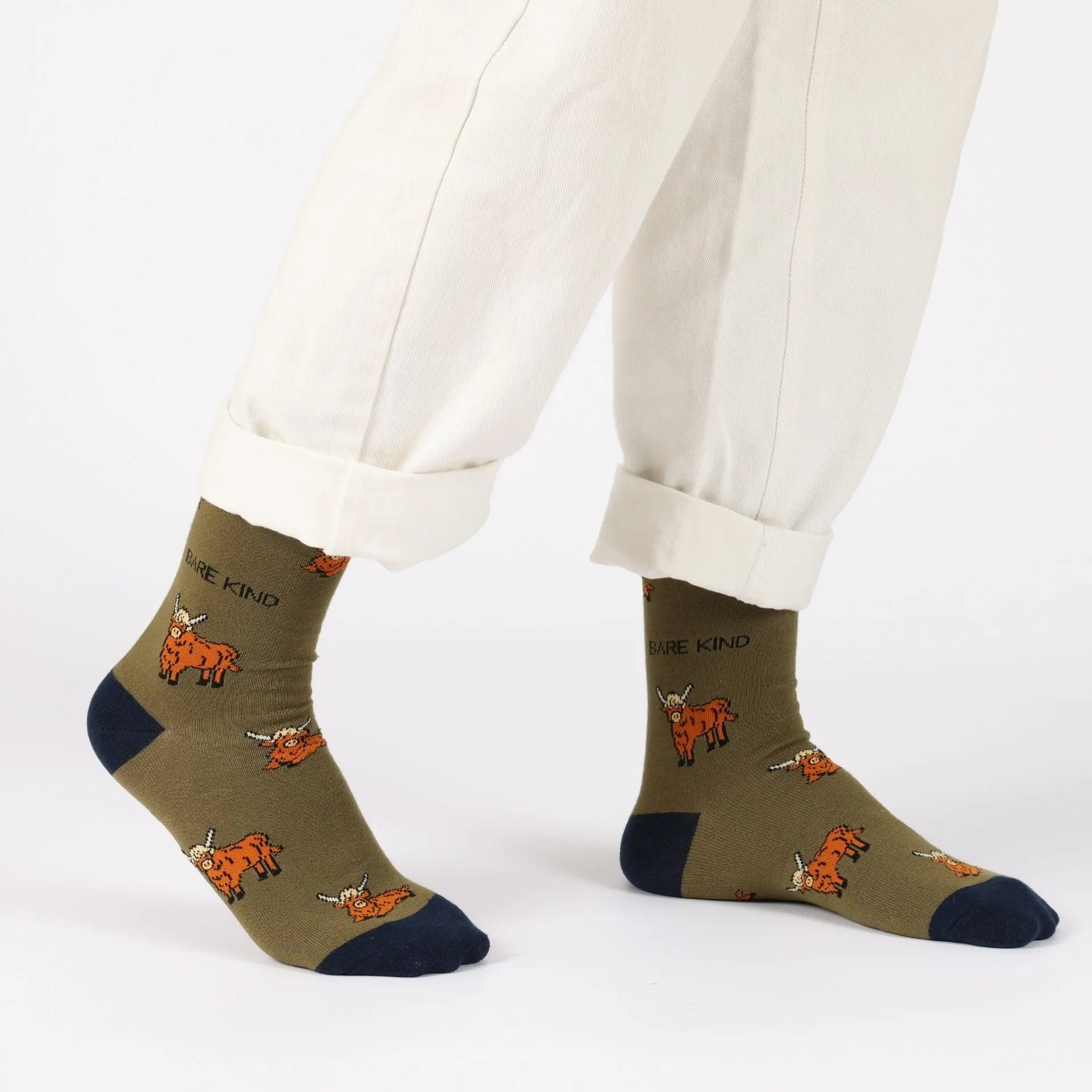 Save the Green Highland Cow Bamboo Socks - Image 4