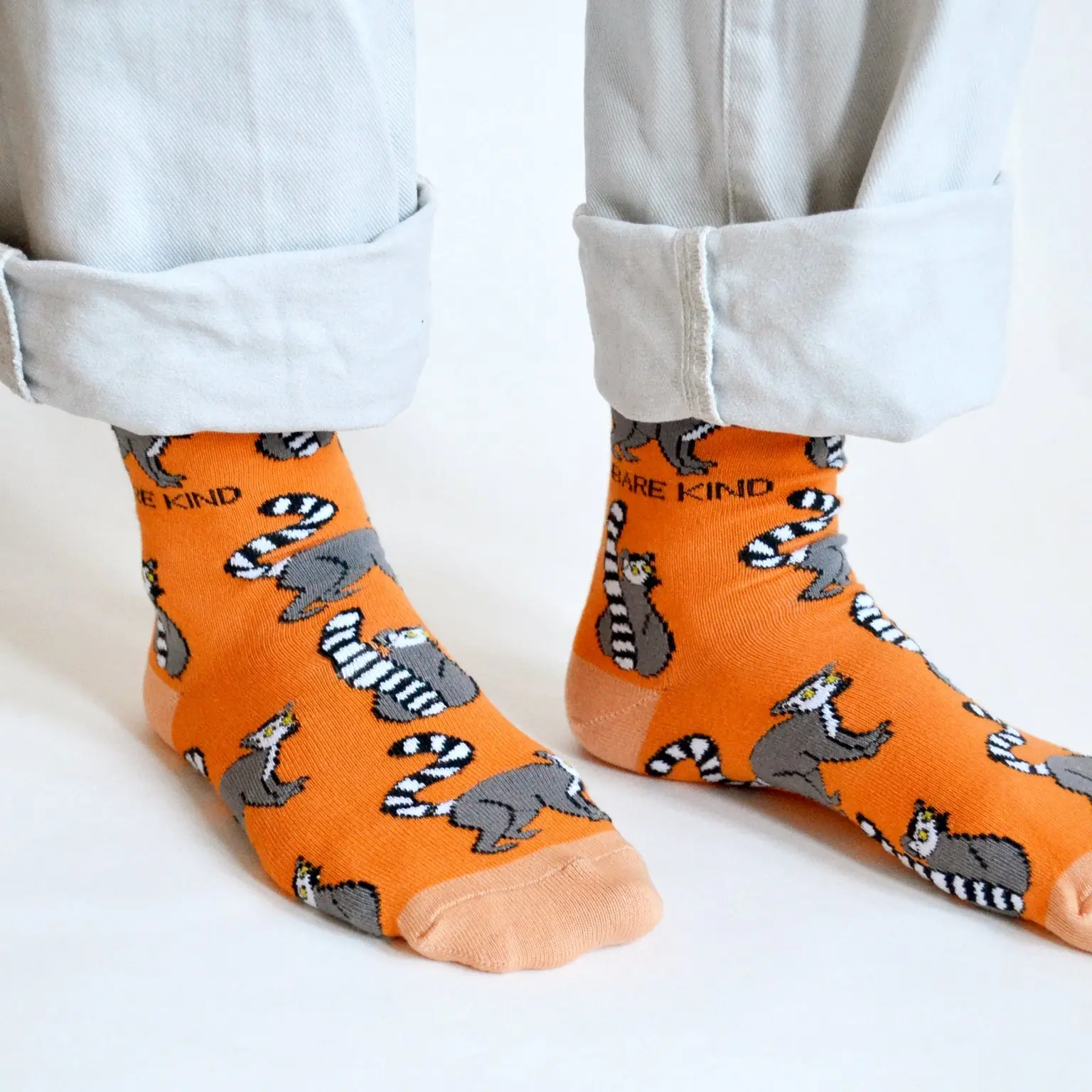 Save the Lemurs Bamboo Socks - Image 4