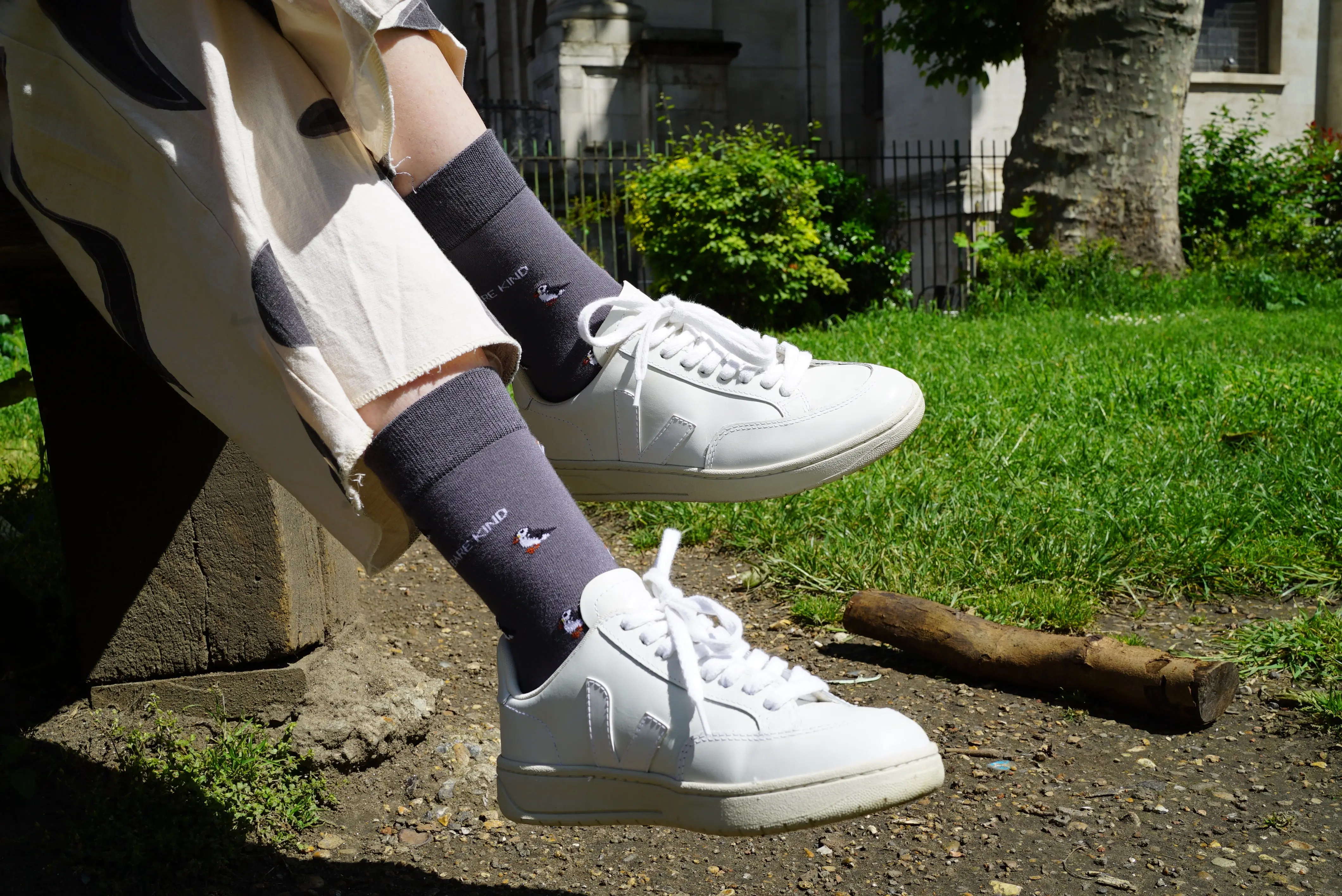 Save the Puffin Small Motif Bamboo Socks - Image 3