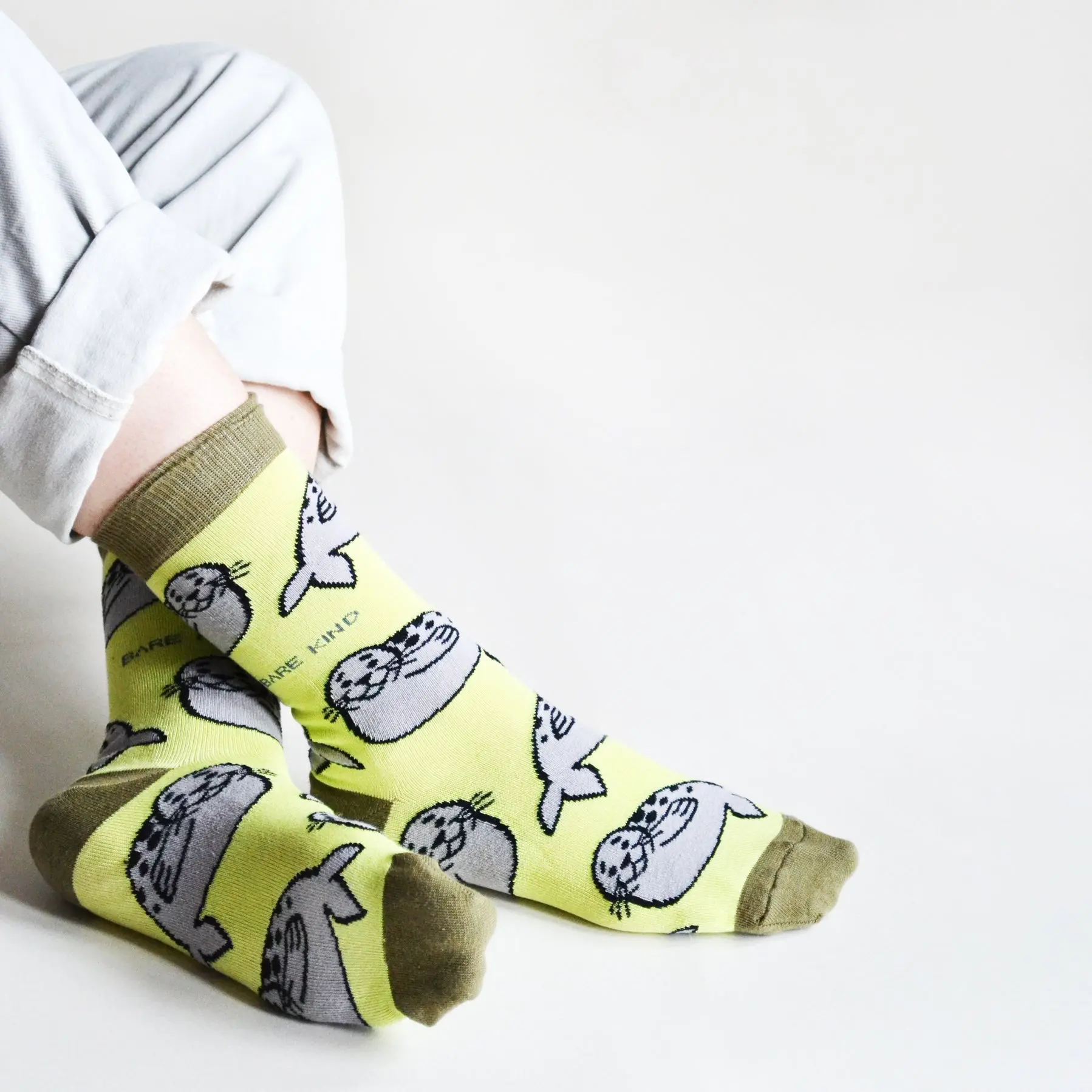 Save the Seals Bamboo Socks - Image 4