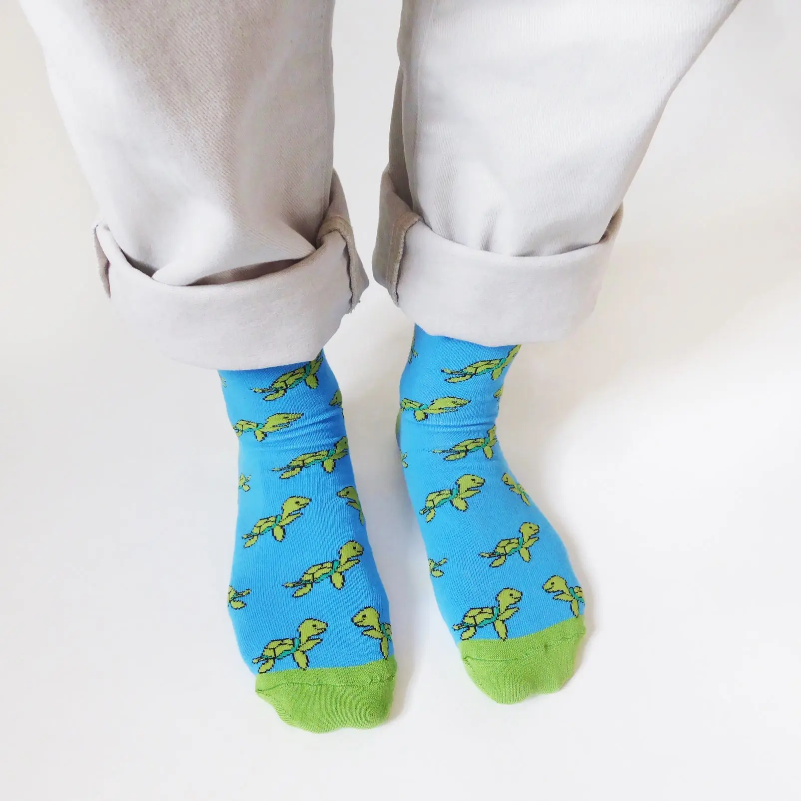 Save the Turtles Bamboo Socks - Image 2