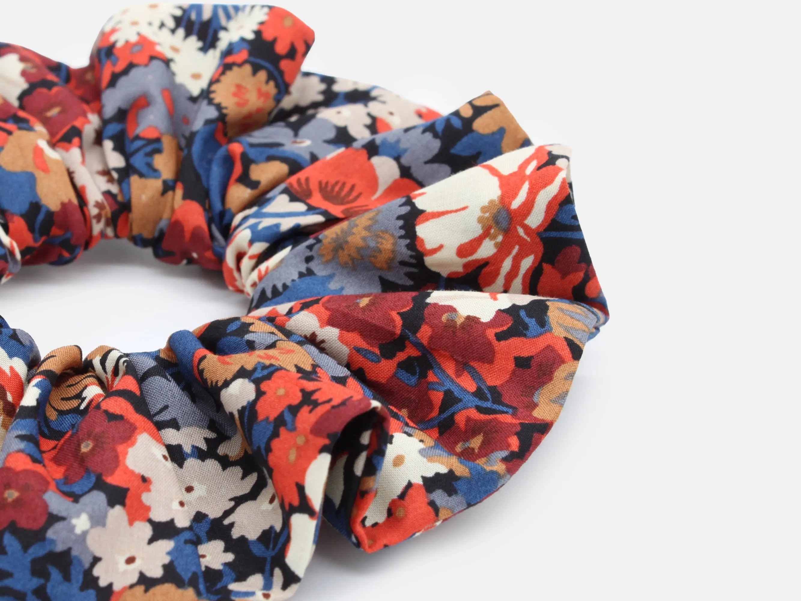 Scrunchie - Liberty Thorpe L Print - Image 4