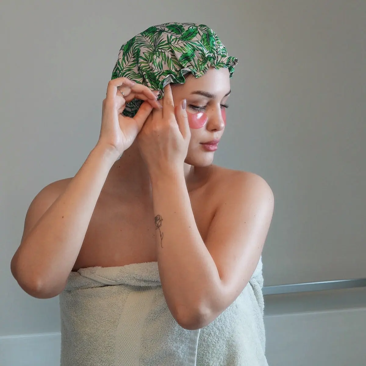 Palm Print Shower Cap - Image 2