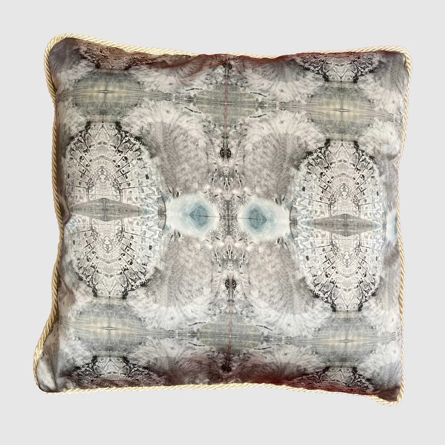 Silk Cushion - Lace Fan Pattern - Image 5