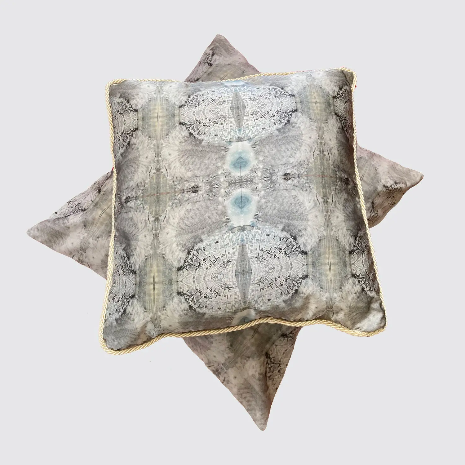 Silk Cushion - Lace Fan Pattern - Image 6