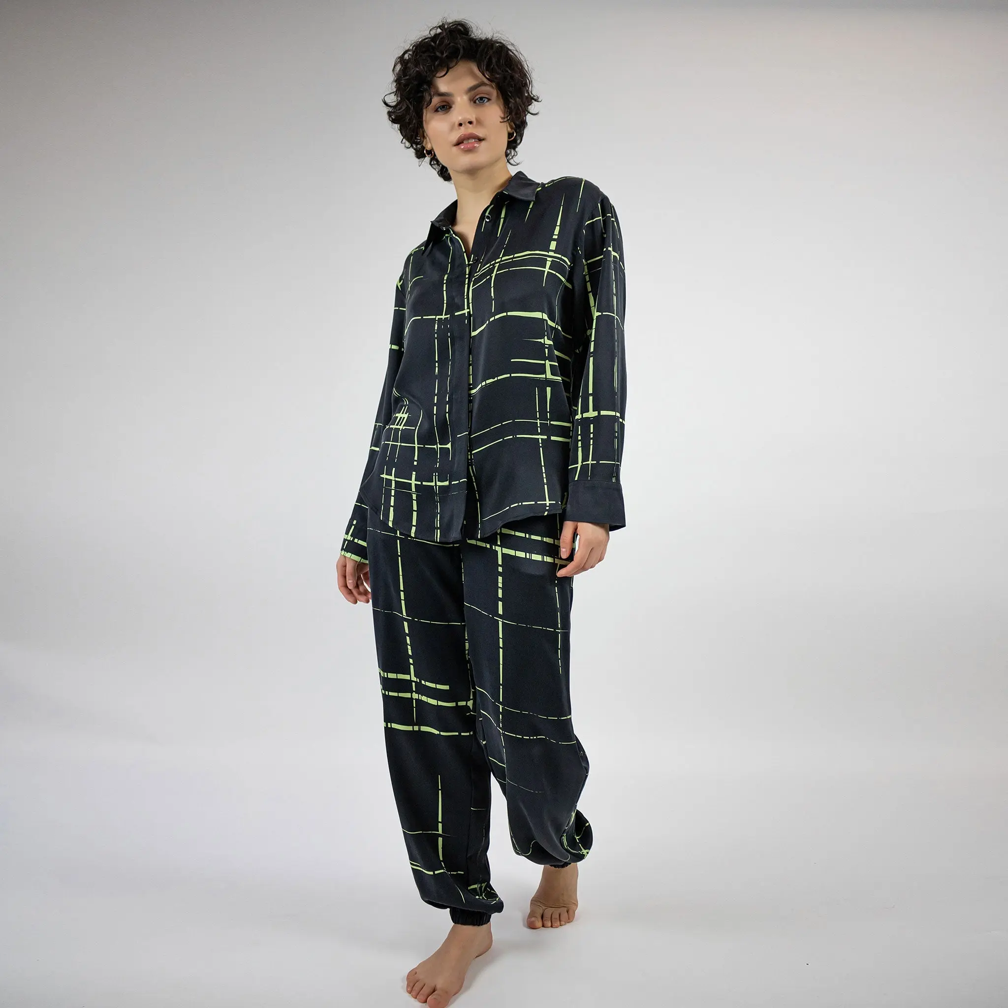 Silk Dreamscape Shirt Black Check - Image 3