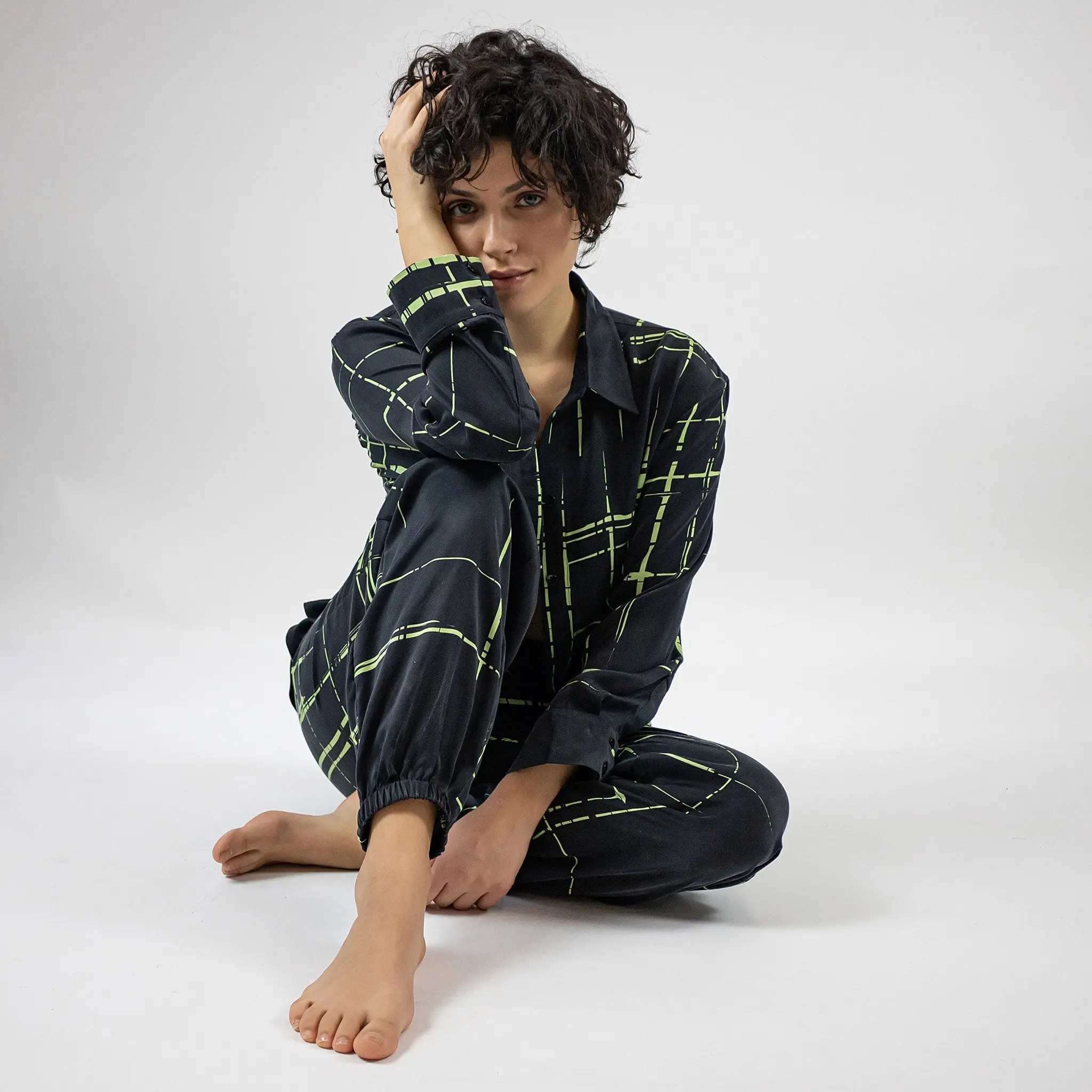 Silk Dreamscape Shirt Black Check - Image 6