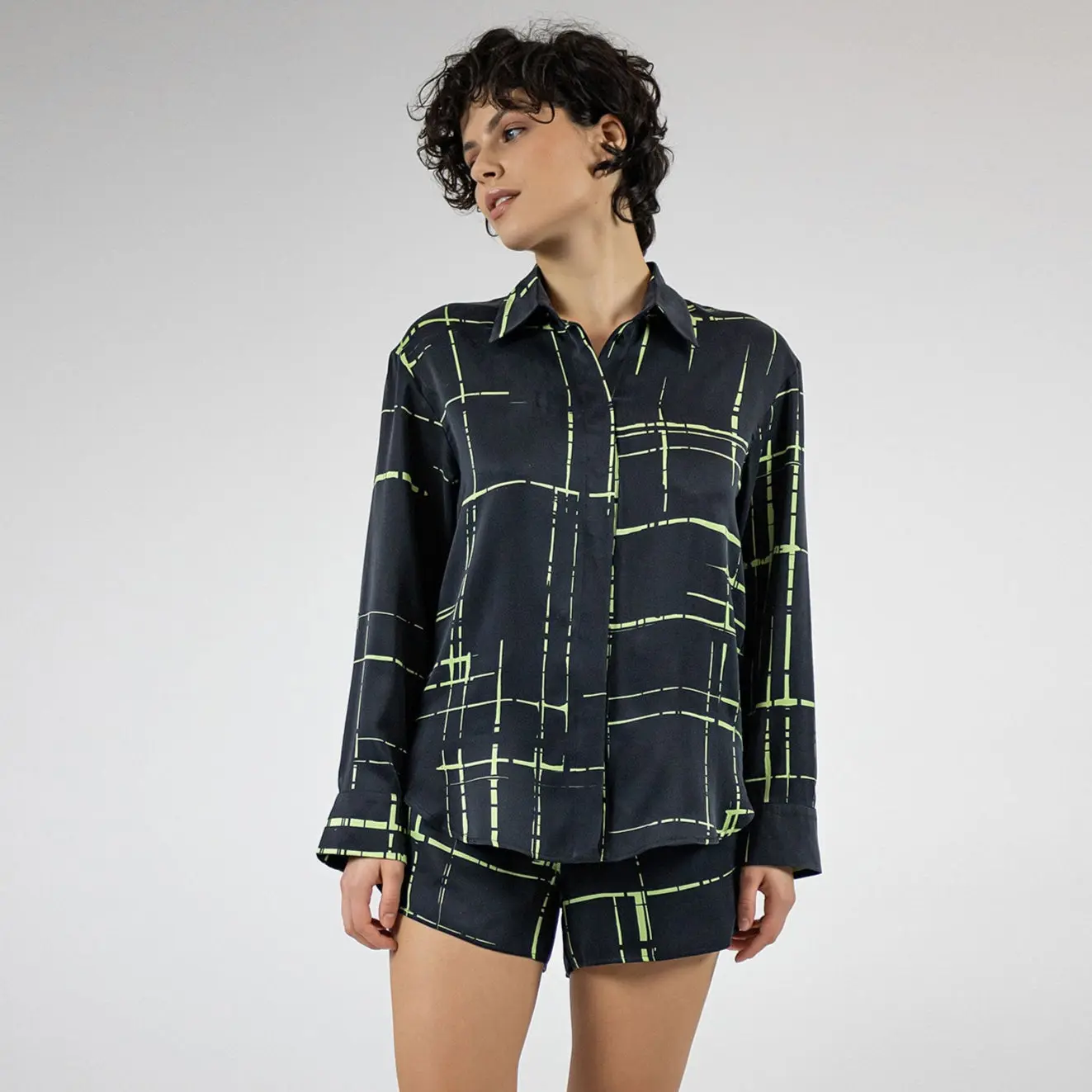 Silk Dreamscape Shorts Black Check - Image 2