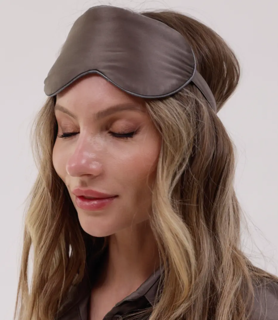 Silk Sleep Mask Future Brown - Image 2