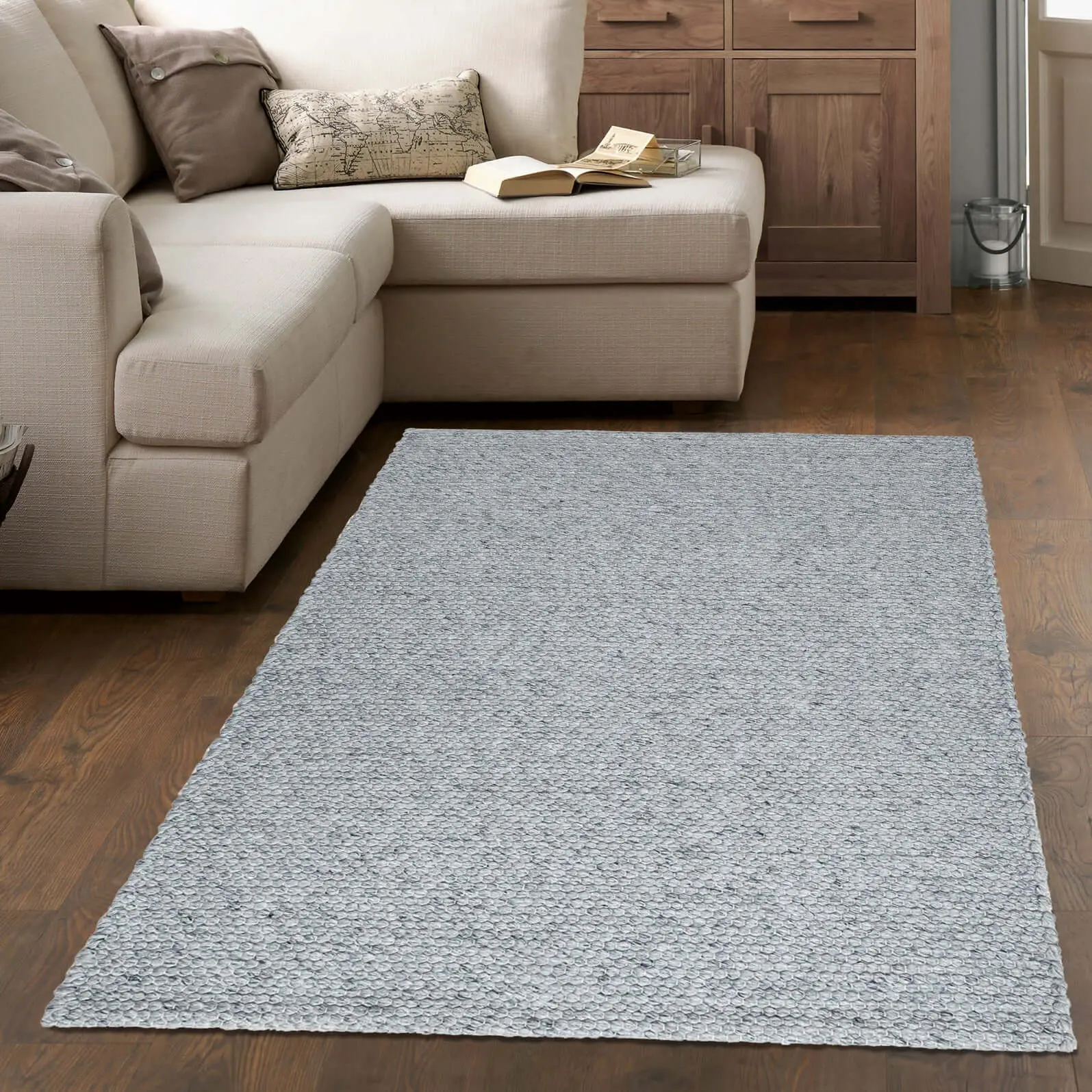 Solid Design Recycled Low Pile Eco Rug | Jaya - Image 2