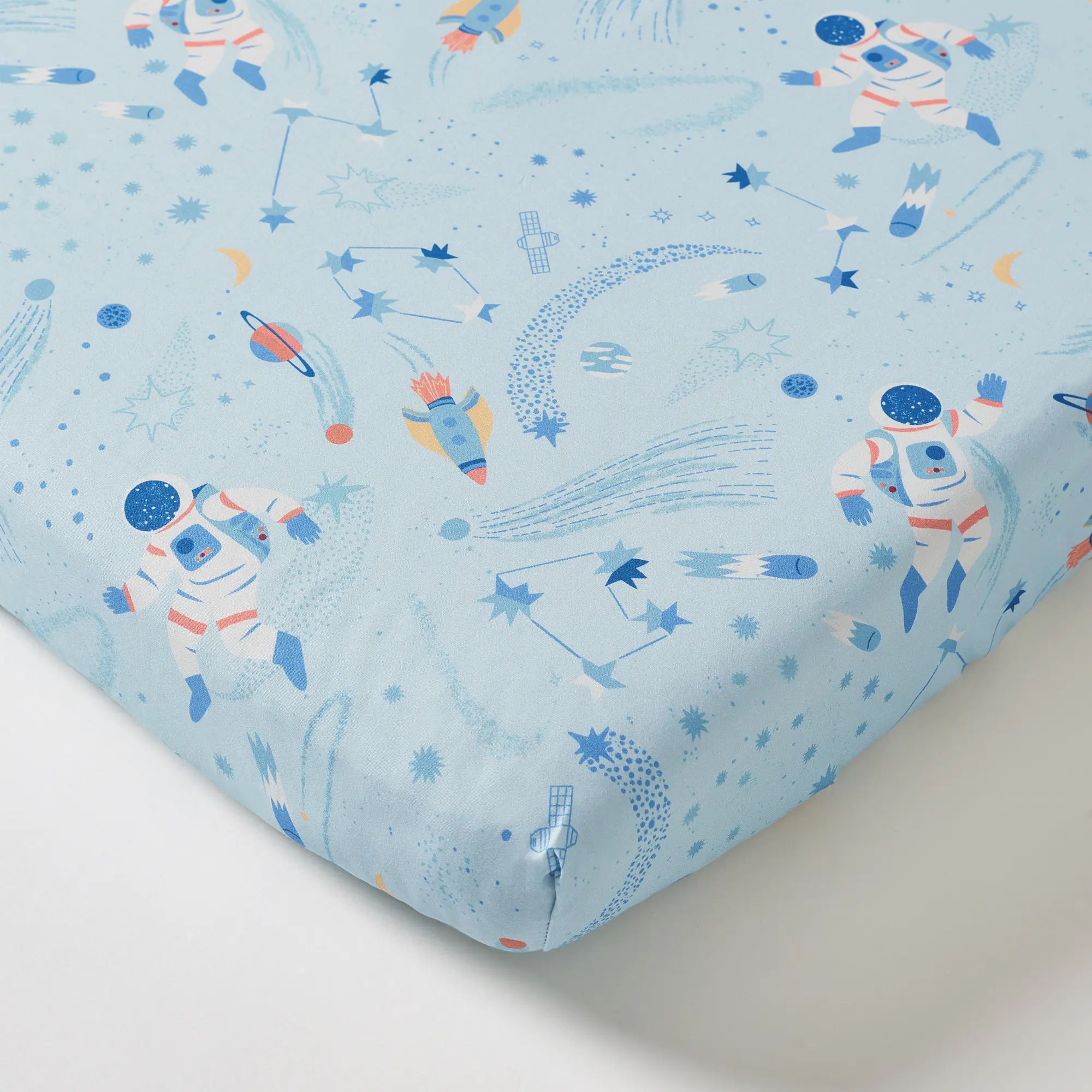 Space Organic Cotton Fitted Sheet - Image 3