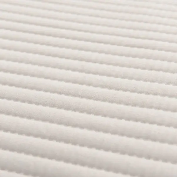Spencer Pinsonic Bedspread - Image 12