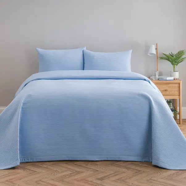 Spencer Pinsonic Bedspread - Image 6