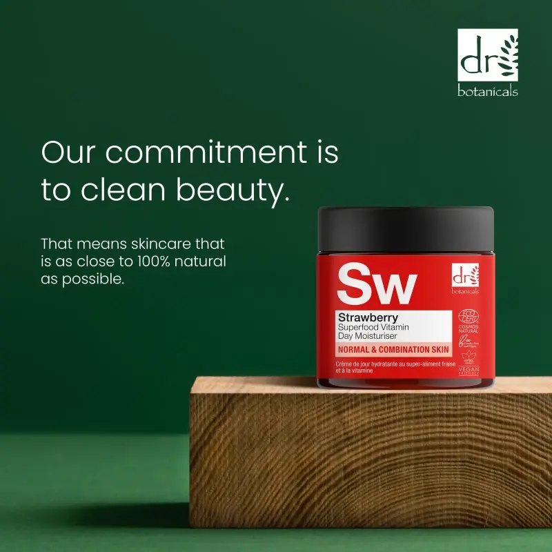 Strawberry Superfood Vitamin C Day Moisturiser 60ml - Image 3