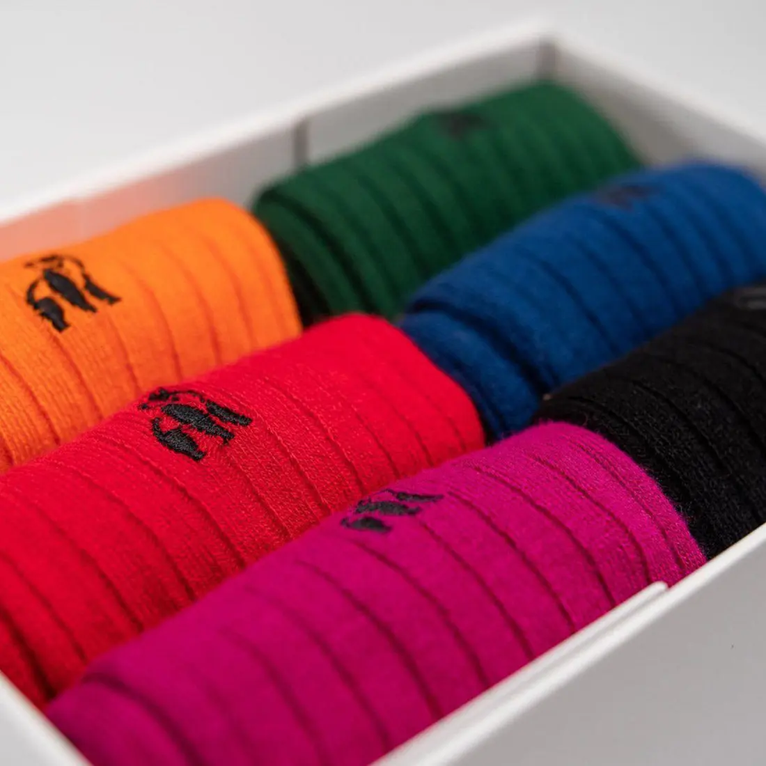 Superior Style Sock Box - 6 Pairs of Bamboo Socks (His) - Image 9