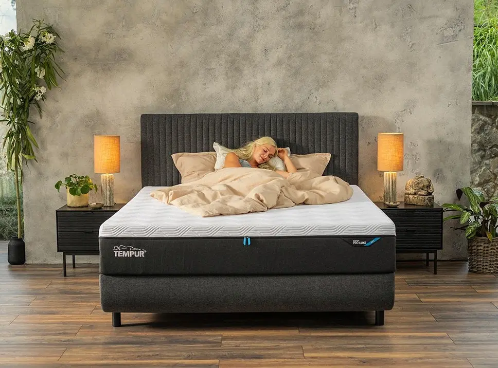 TEMPUR PRO Luxe SmartCool Mattress – 30cm, Cooling Cover, 4 Feels - Image 4