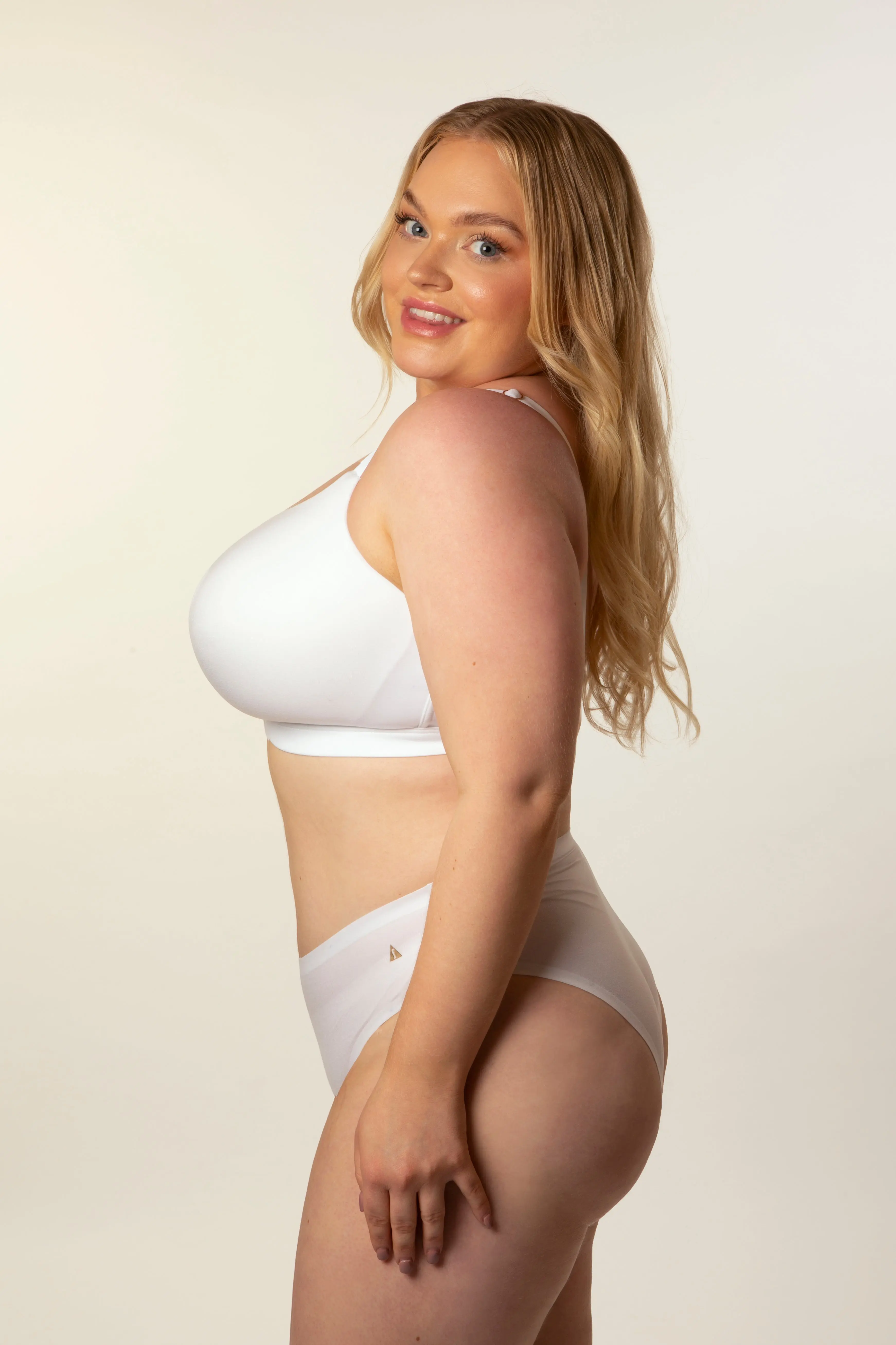 White The Freedom Bra - Image 2