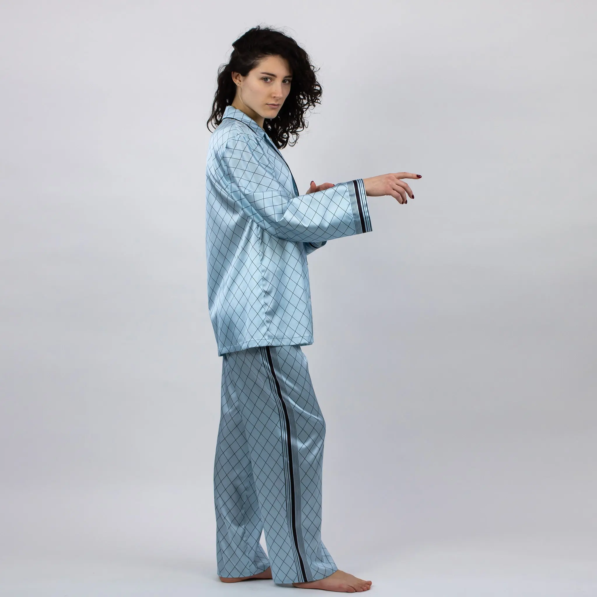 The Lady Women's Silk Pyjama Shirt - Image 3