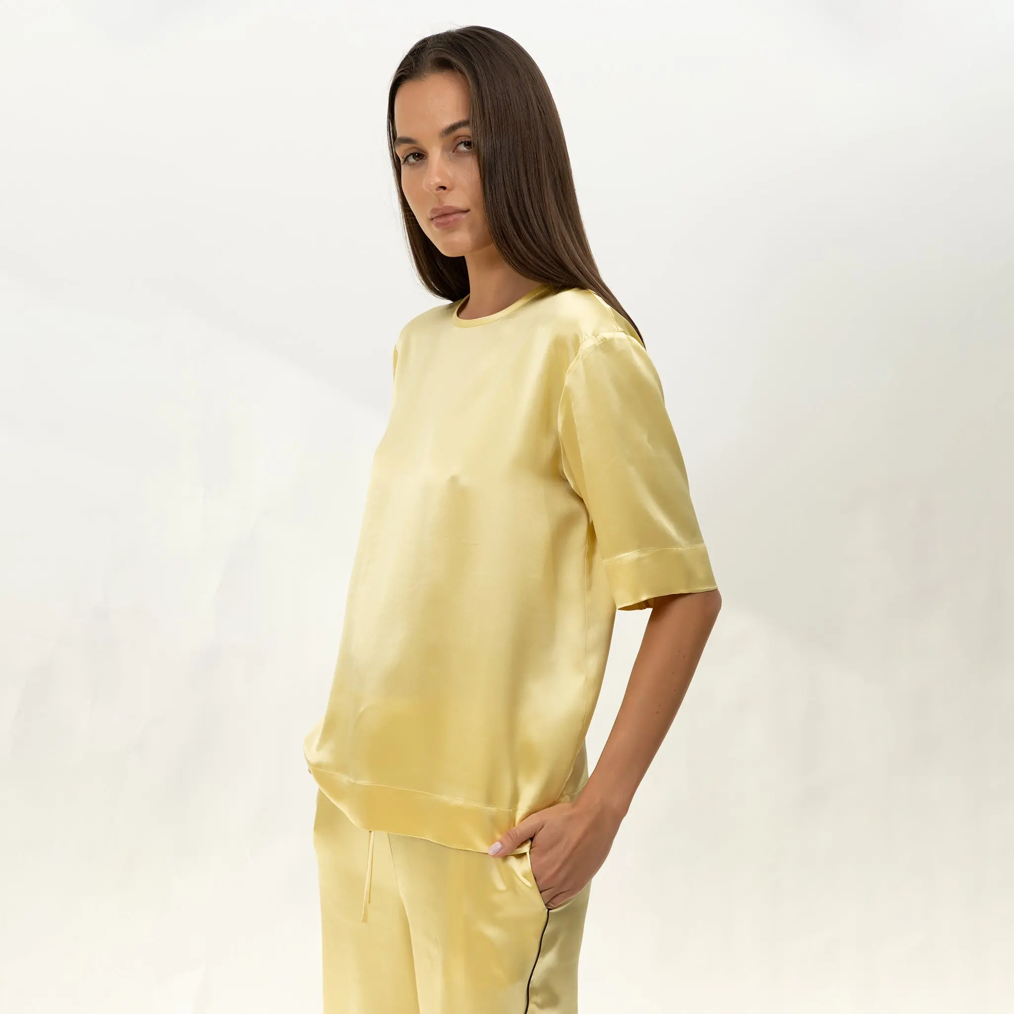 The Lady Silk T-Shirt Panna Cotta - Image 3
