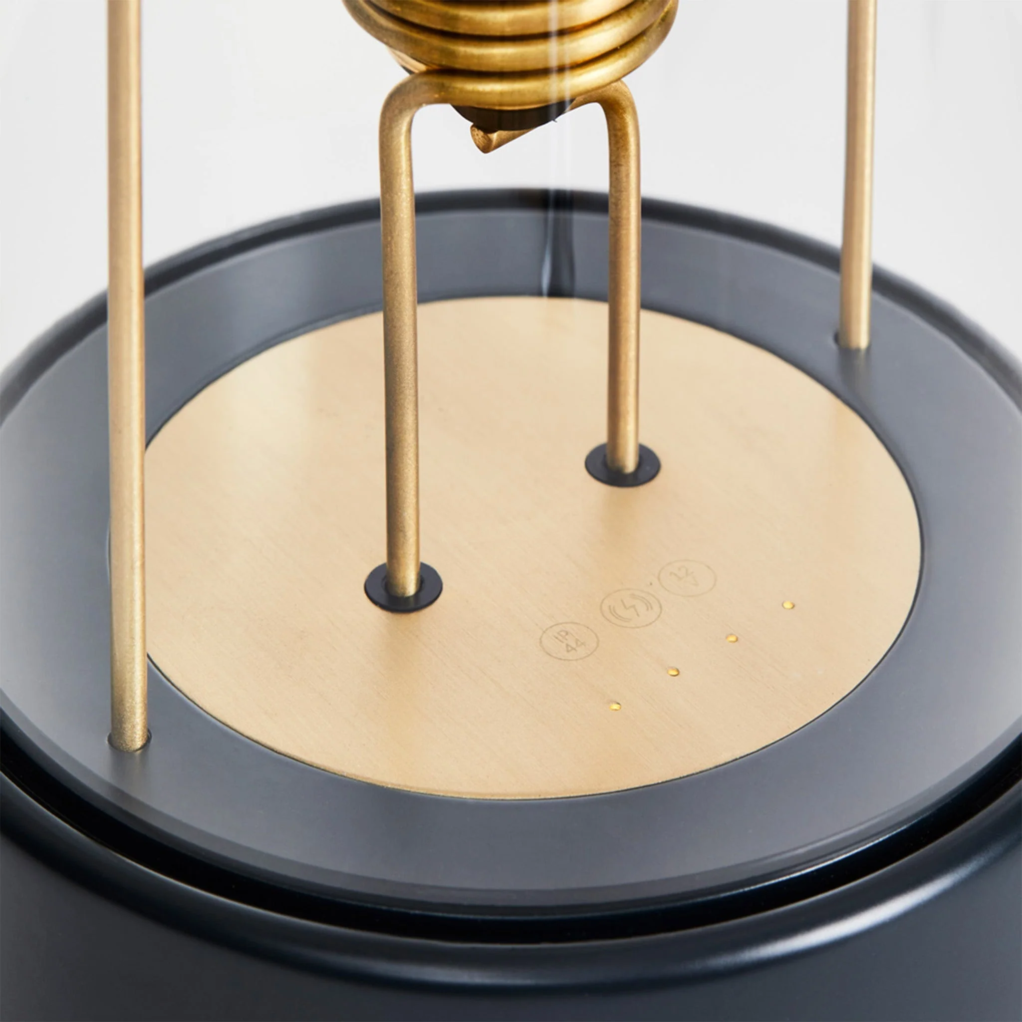 The Muse Portable Lamp in Hackles Black - Image 9
