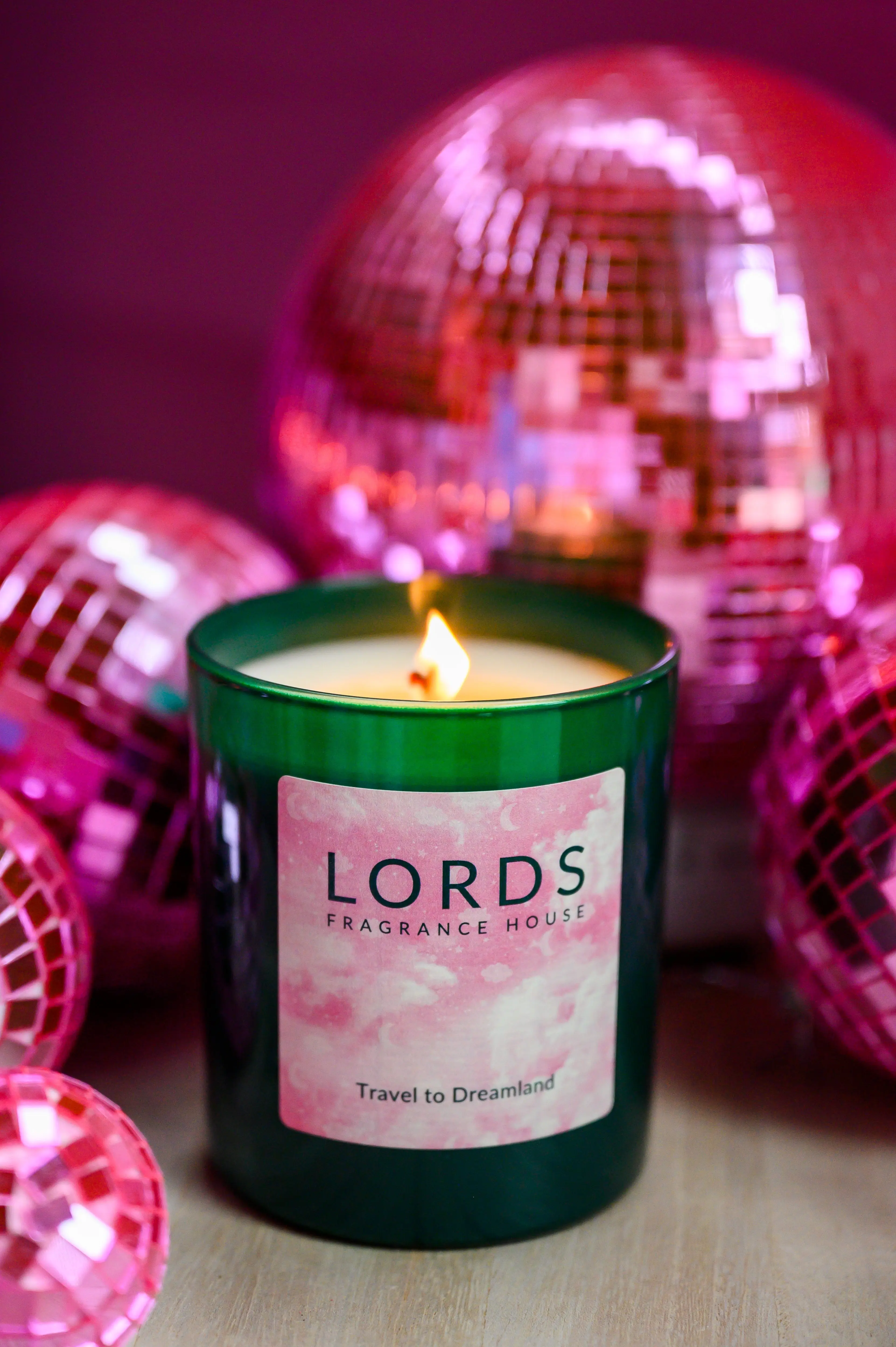 Travel to Dreamland Candle - Image 8