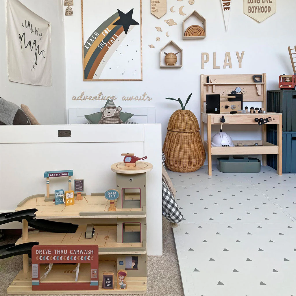 Triangle Playmat Set in White - Image 8
