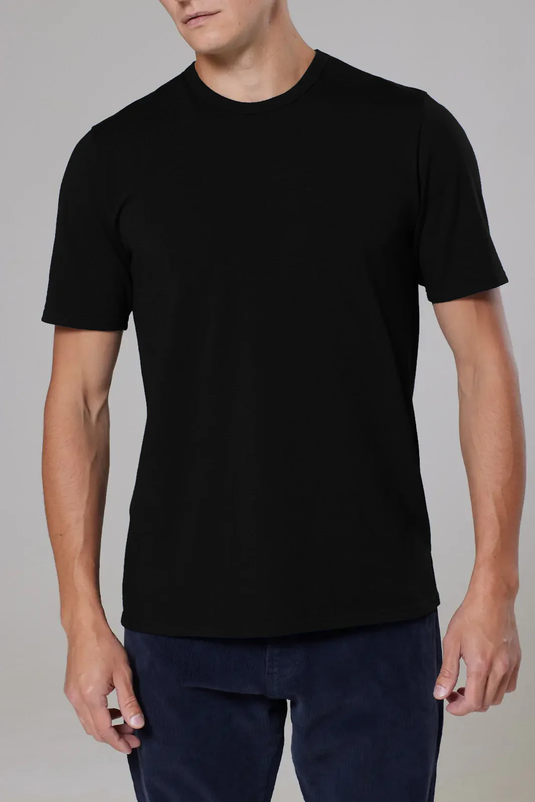 Trueman T-Shirt - Black - Image 3
