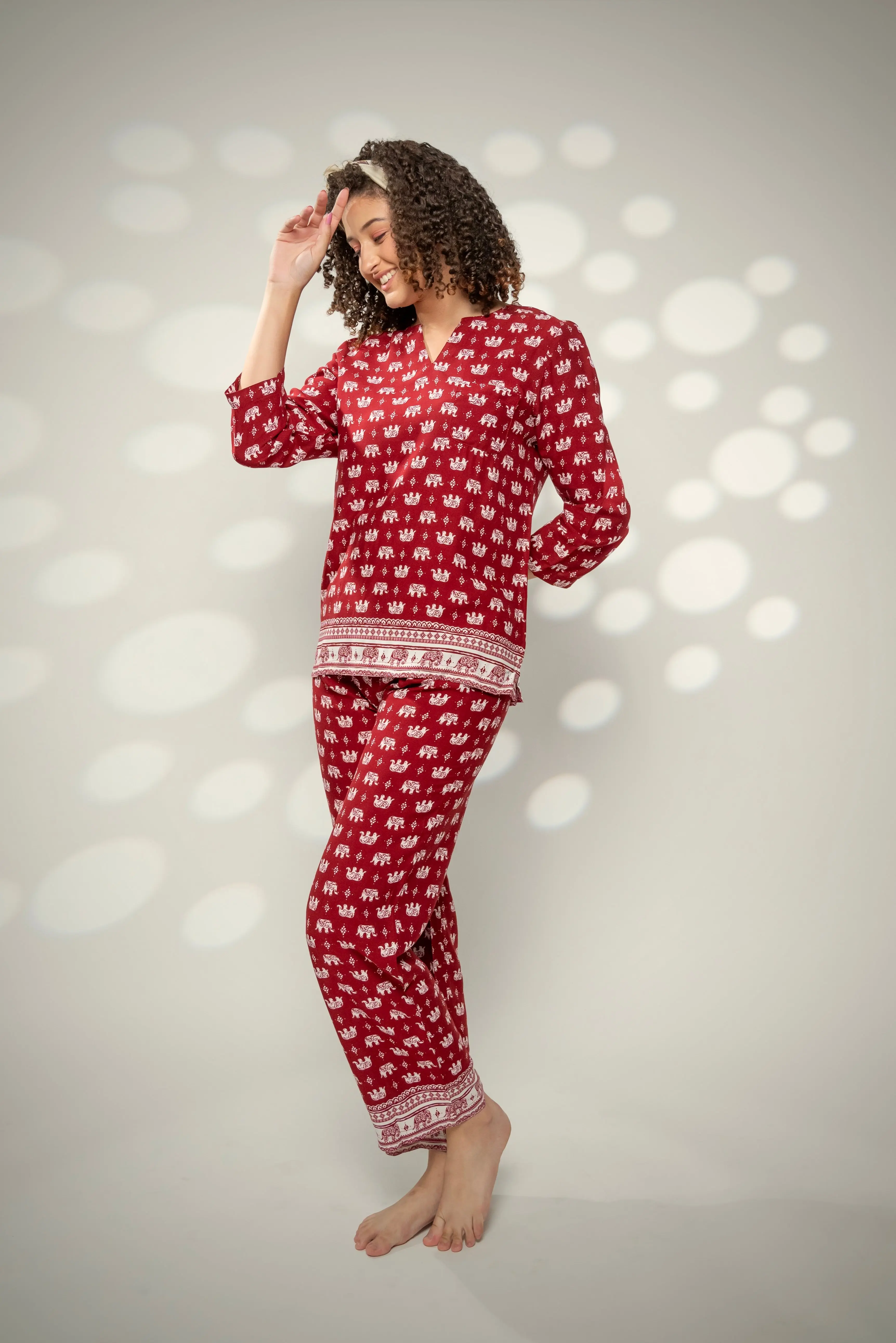 Trunk & Tuck Women's Pyjama Capri Trouser Set - Image 4